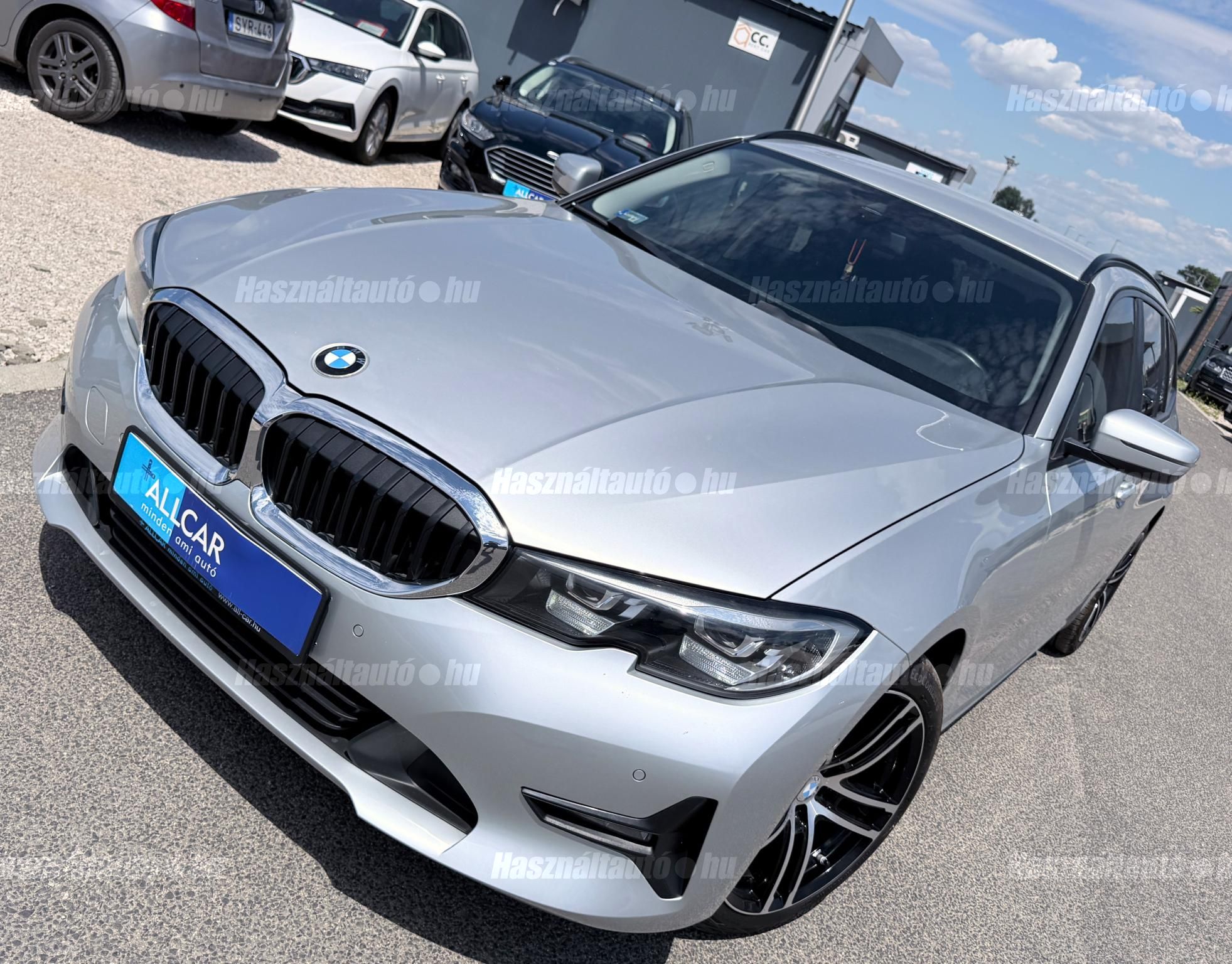 BMW 320 2019/10 - 1