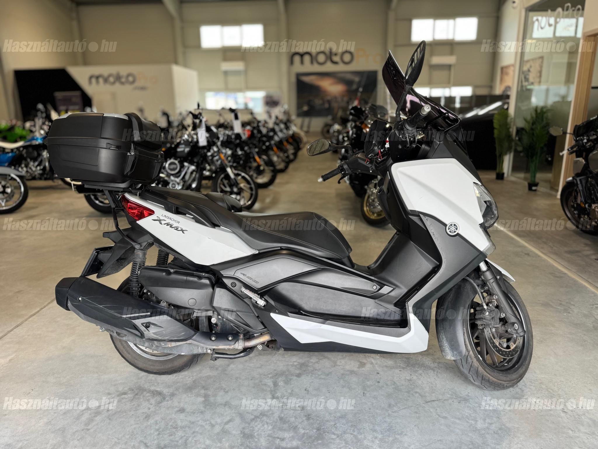 YAMAHA X-MAX 400 2016/4 - 1