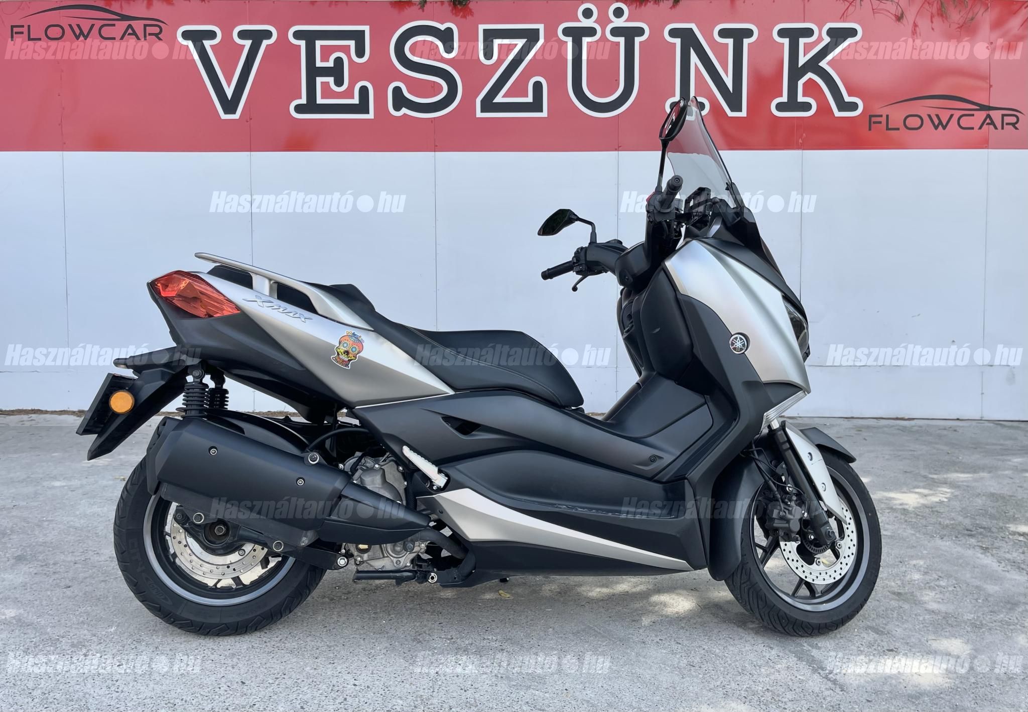 YAMAHA X-MAX 300 2021/6 - 1