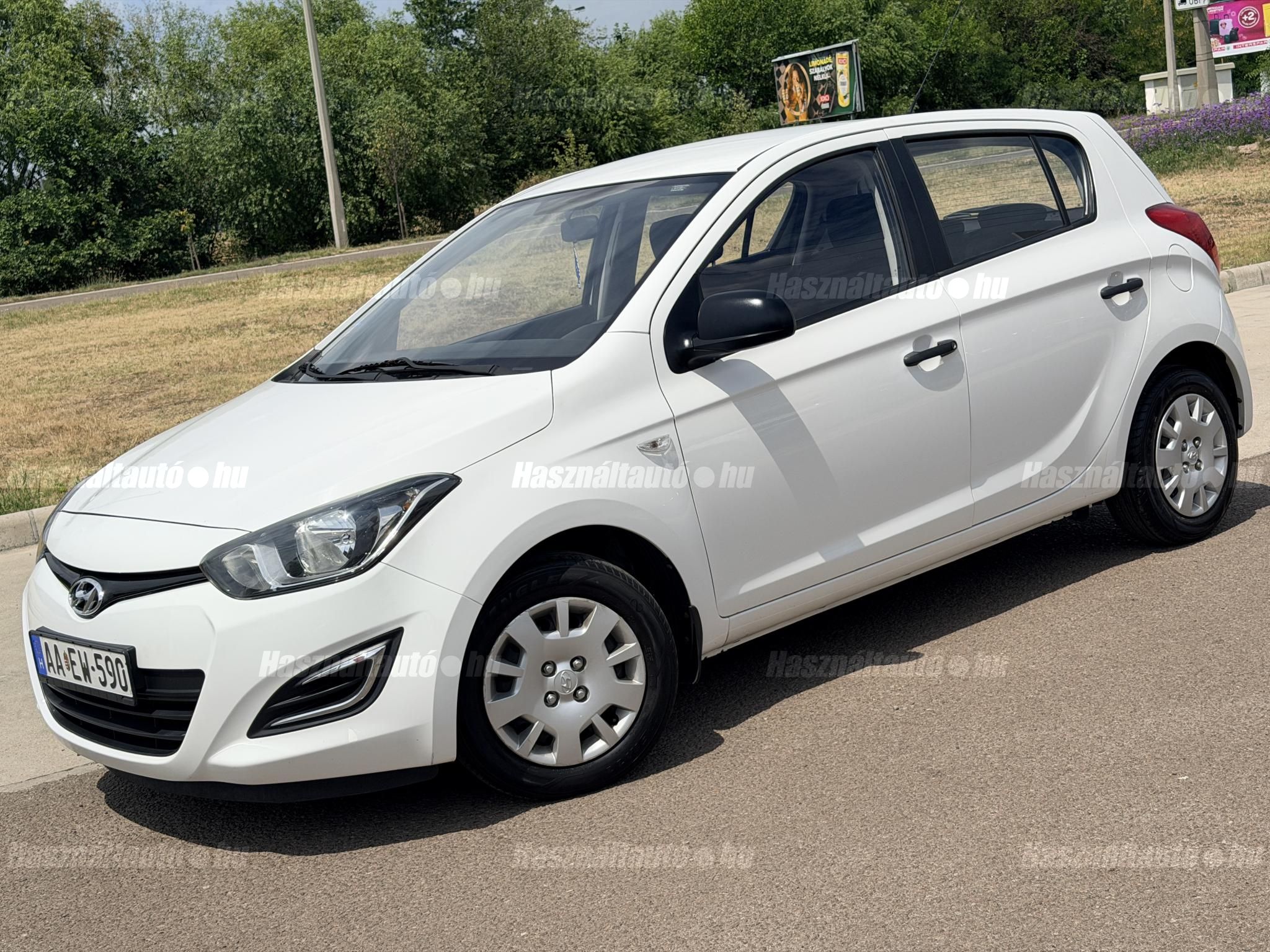 HYUNDAI I20 2013/10 - 1