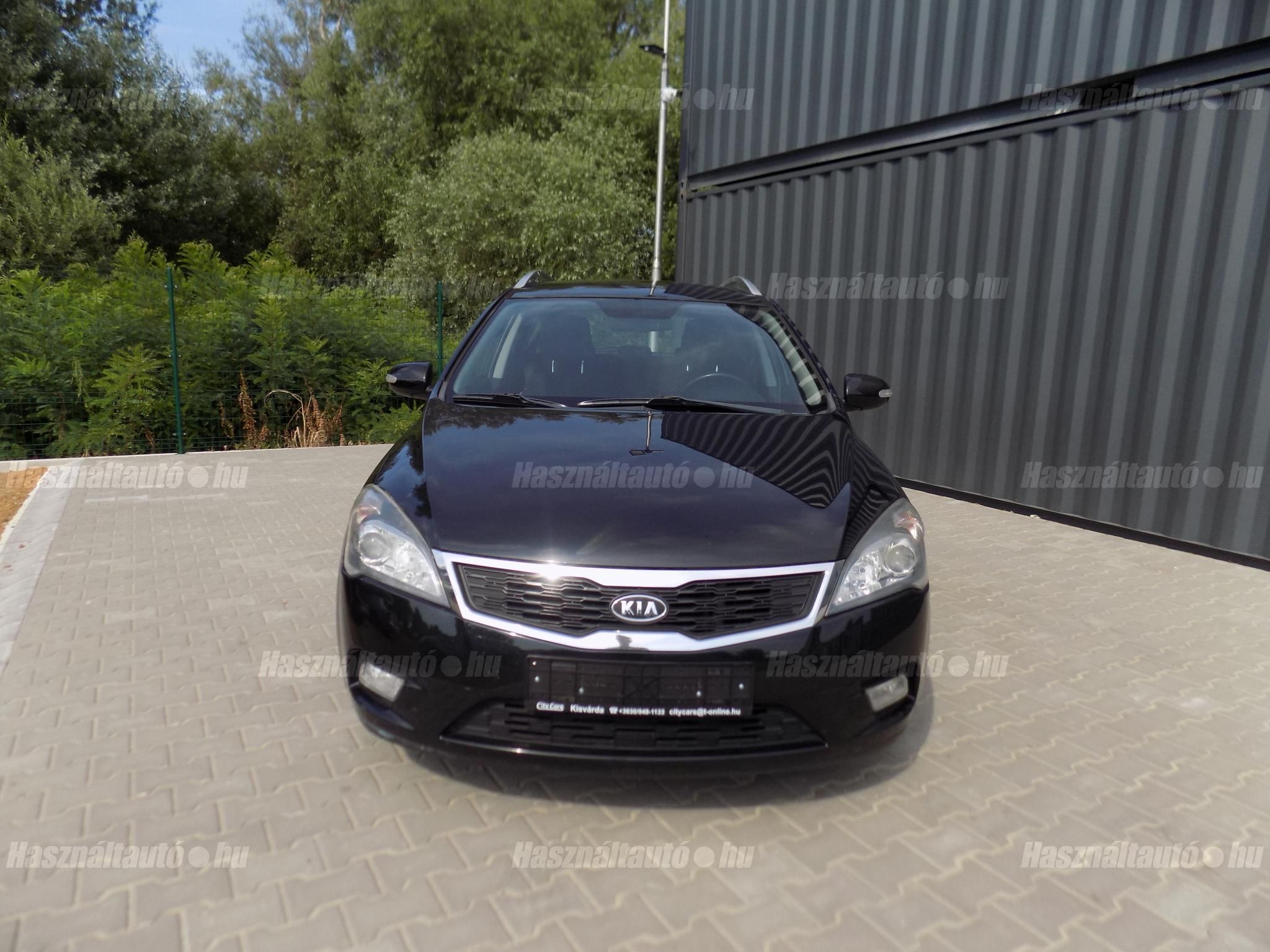 KIA CEE'D 2012/3 - 1