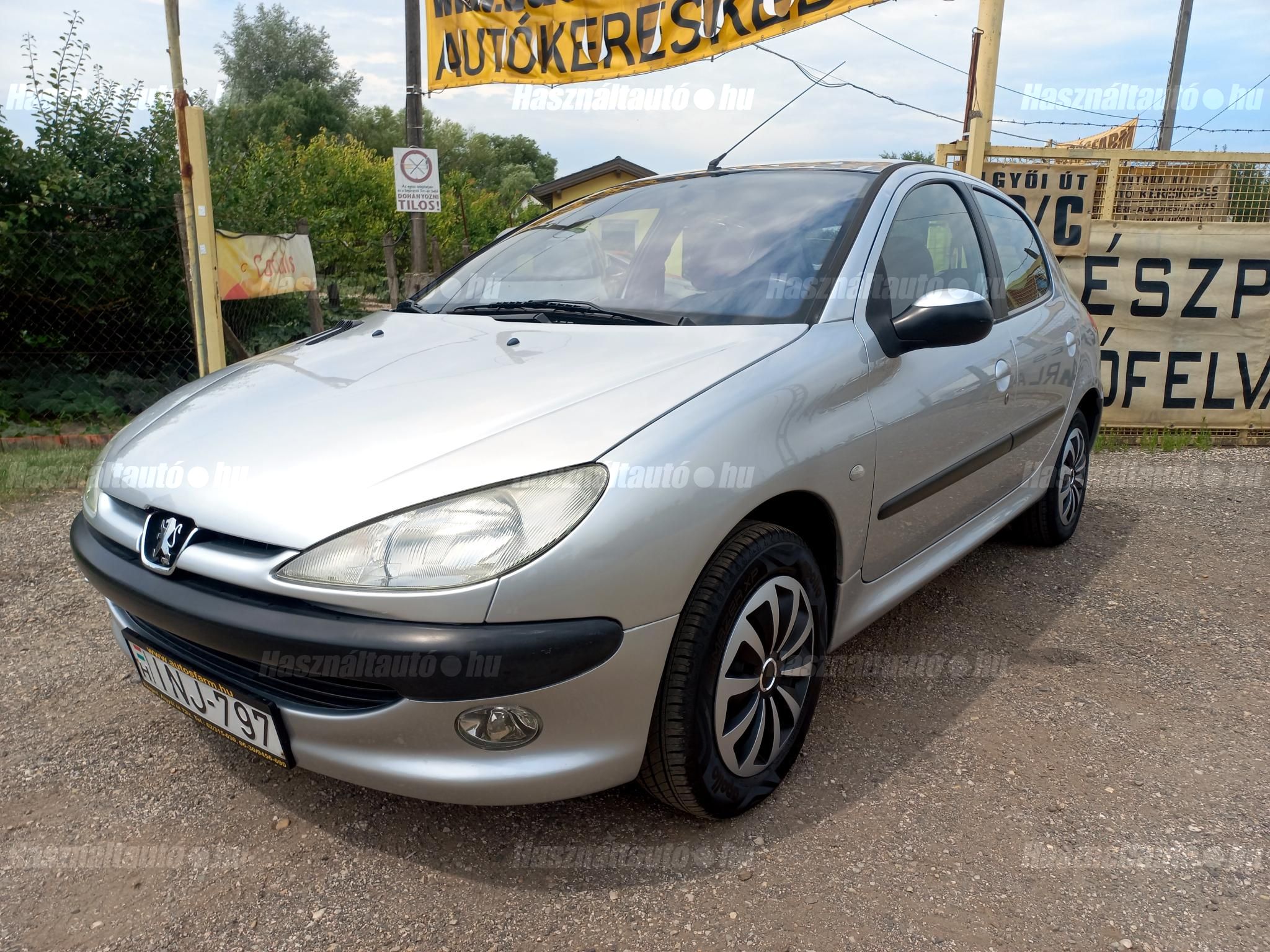 PEUGEOT 206 2003/4 - 1