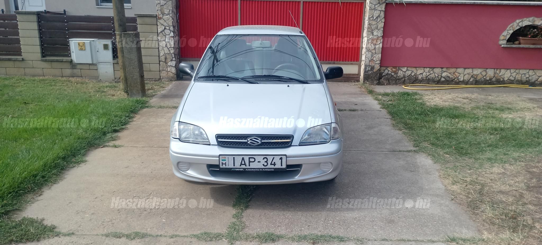 SUZUKI SWIFT 2002/5 - 1