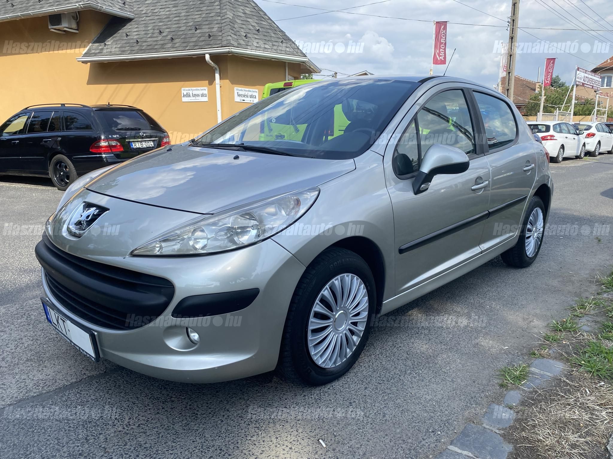 PEUGEOT 207 2009 - 1