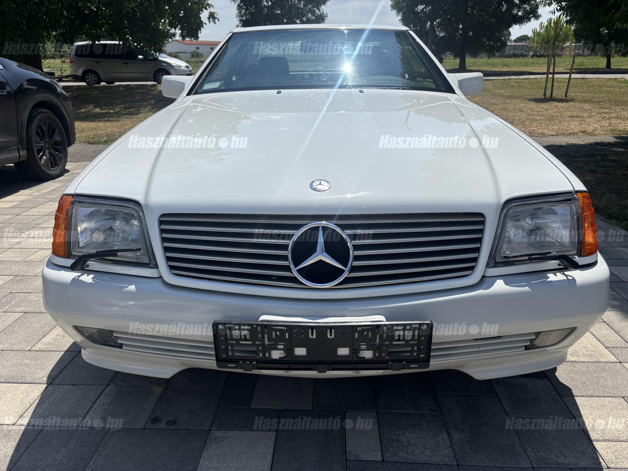 MERCEDES-BENZ SL 500 1984/5 - 1