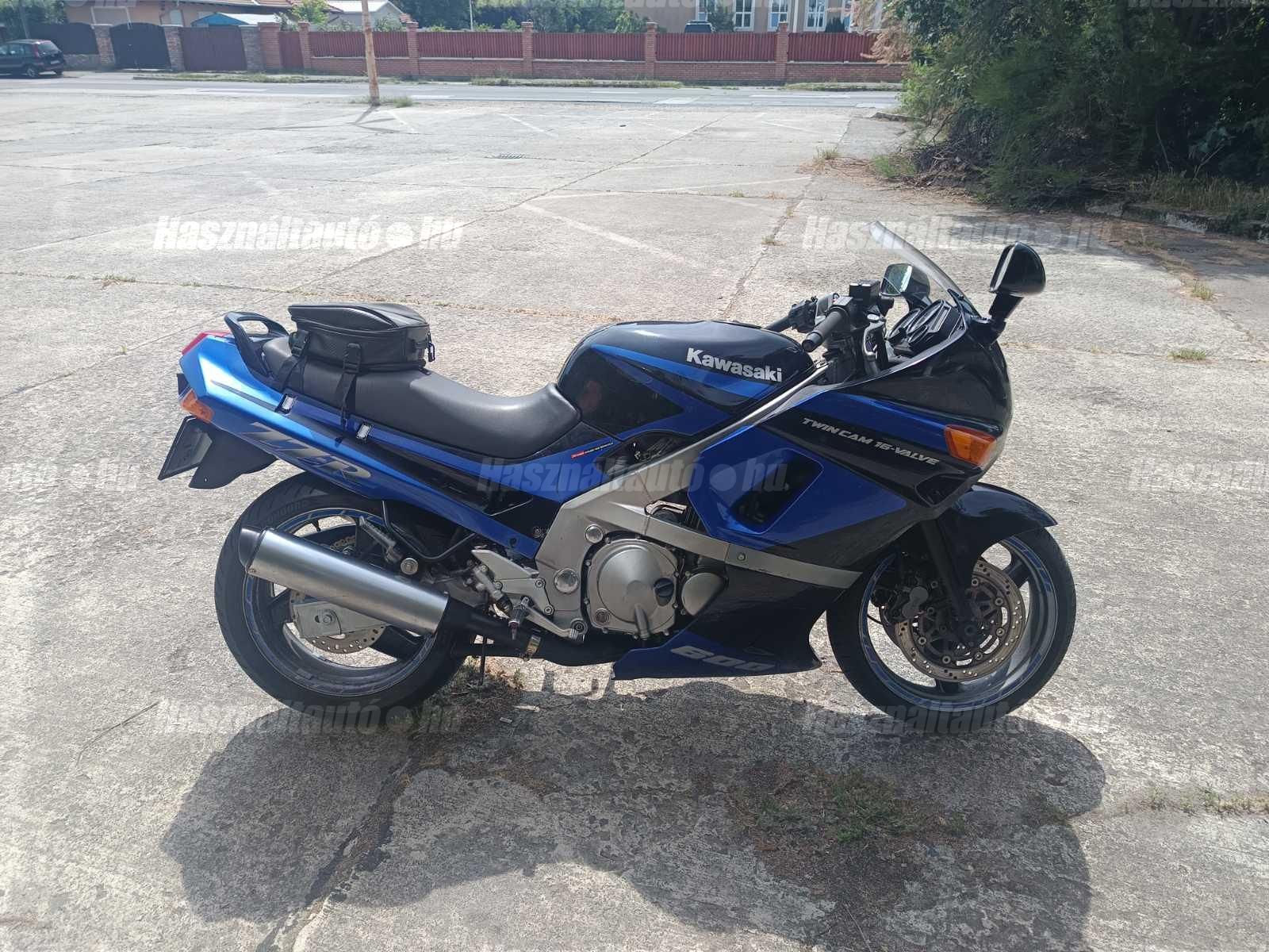 KAWASAKI ZZ-R 600 1990/10 - 1