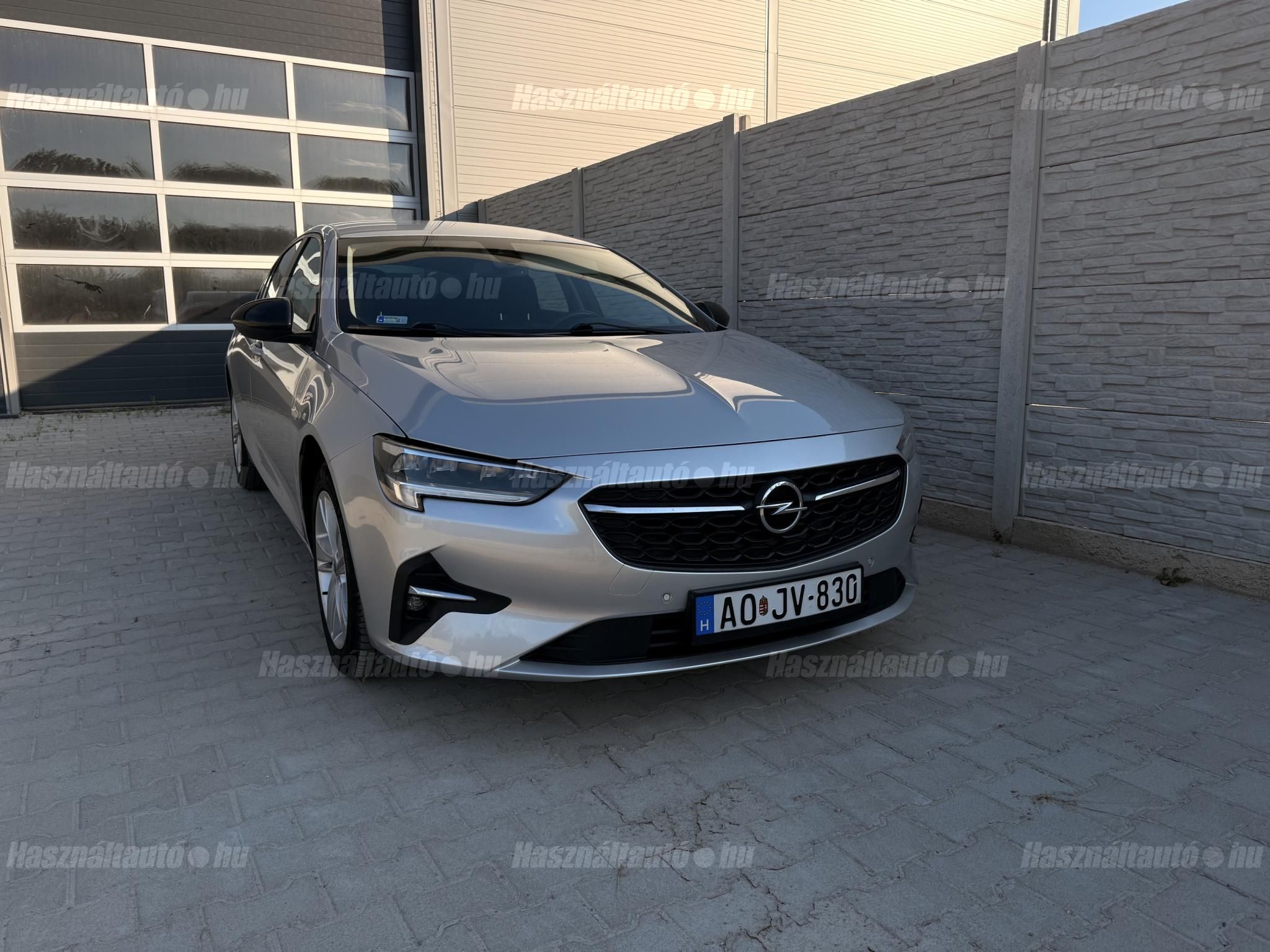 OPEL INSIGNIA 2021/12 - 1