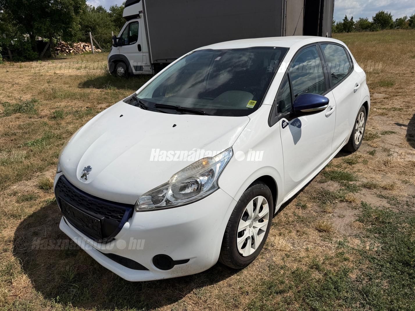 PEUGEOT 208 2015/10 - 1