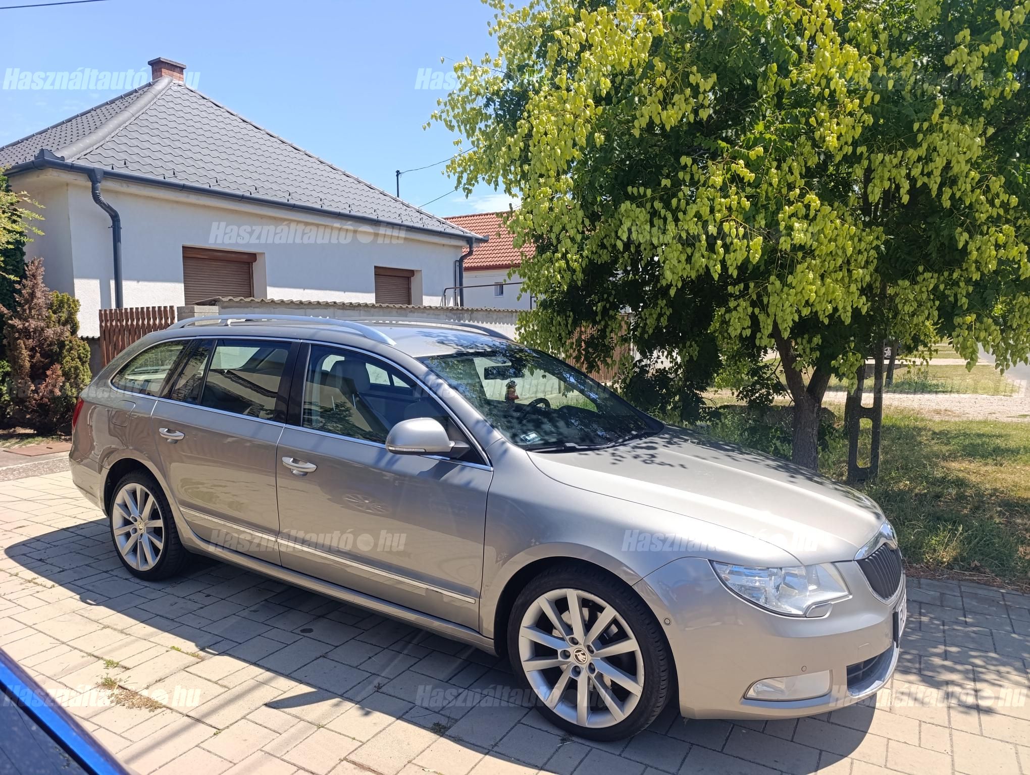 SKODA SUPERB 2013/5 - 1