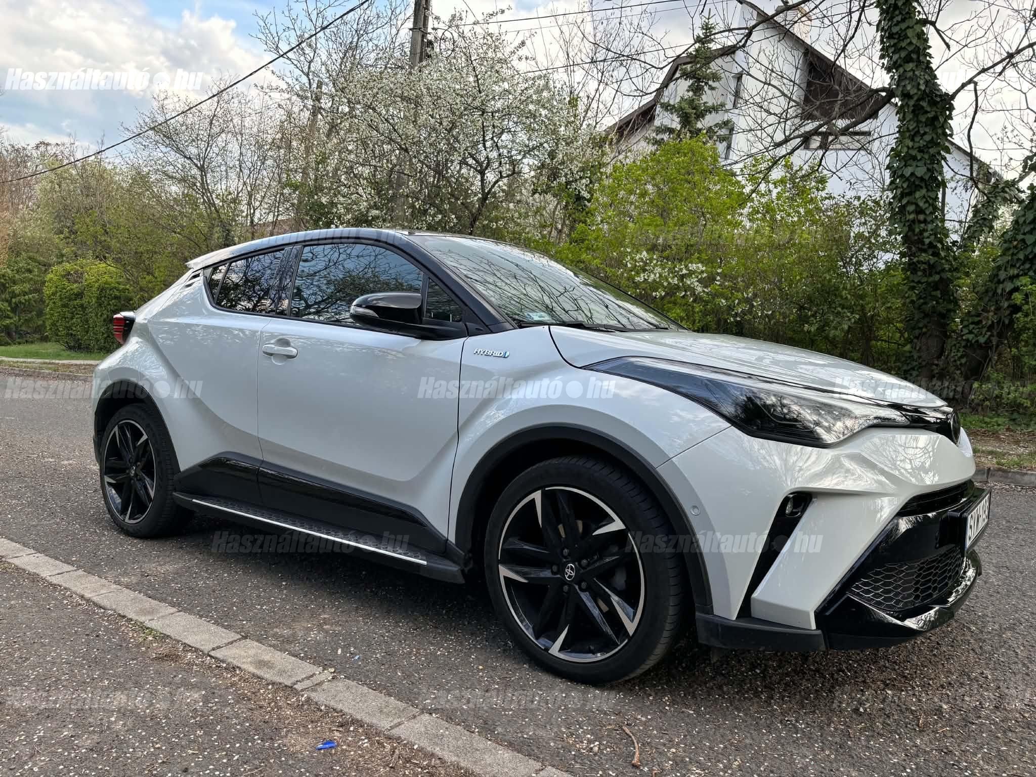 TOYOTA C-HR 2021/11 - 1