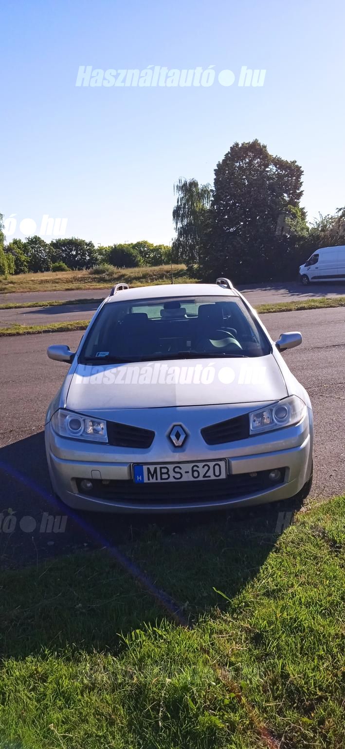 RENAULT MEGANE 2008/10 - 1