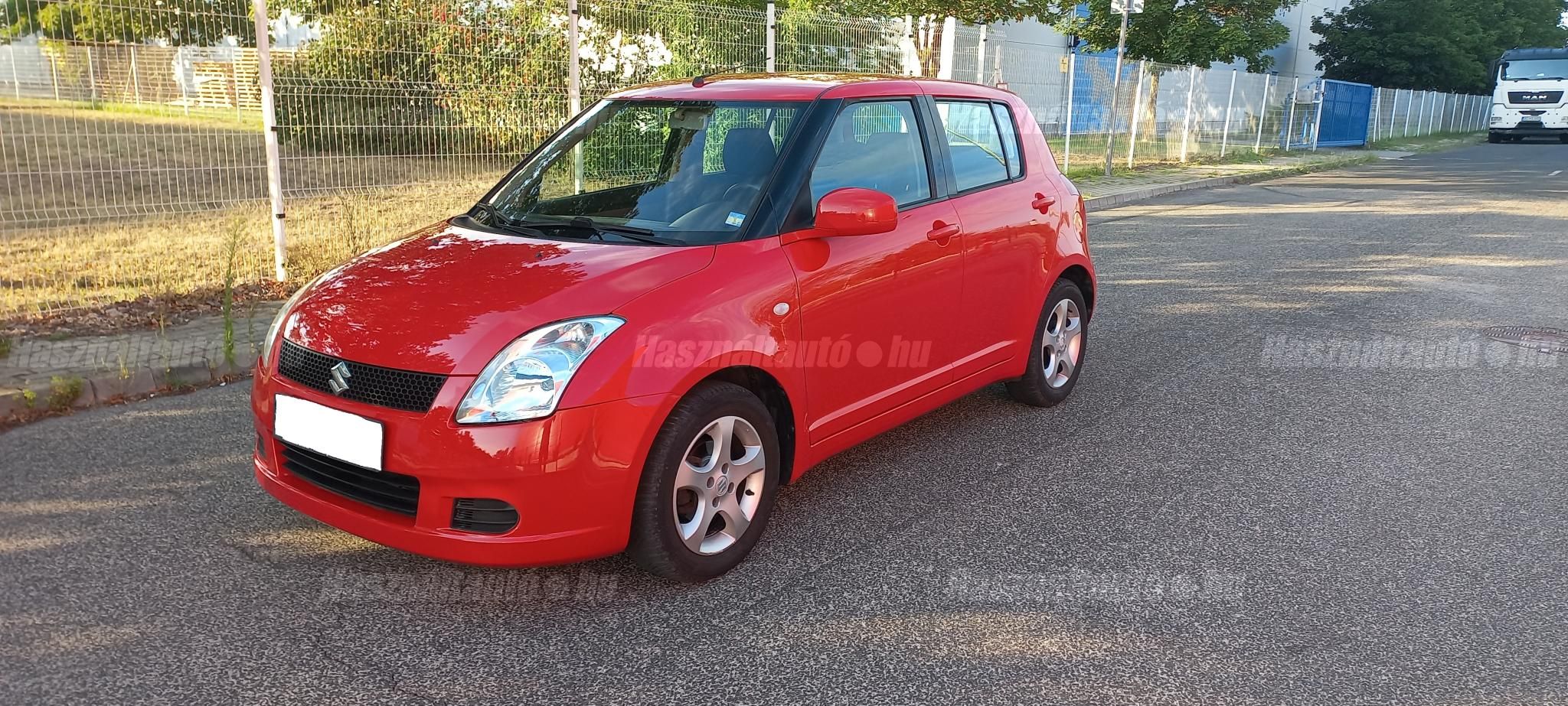SUZUKI SWIFT 2006/6 - 1