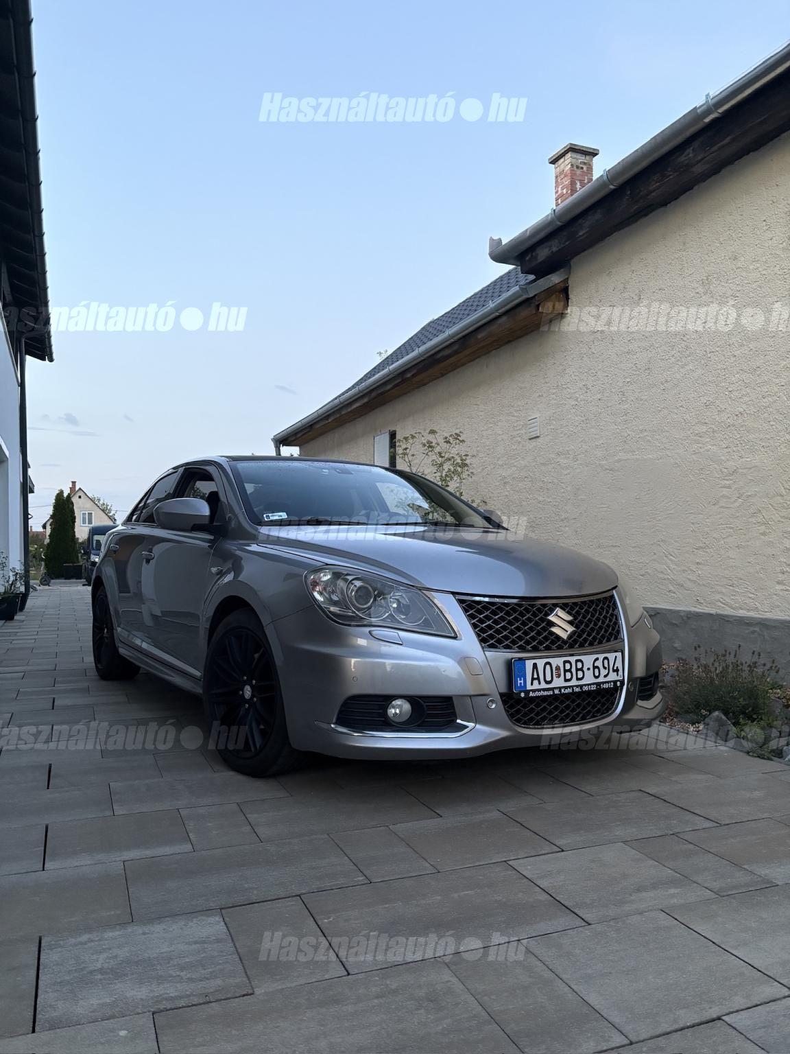 SUZUKI KIZASHI 2011/7 - 1