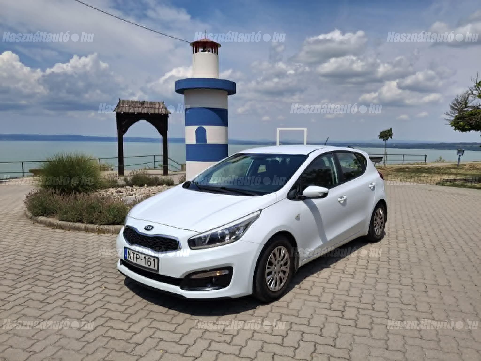 KIA CEE'D 2016/7 - 1