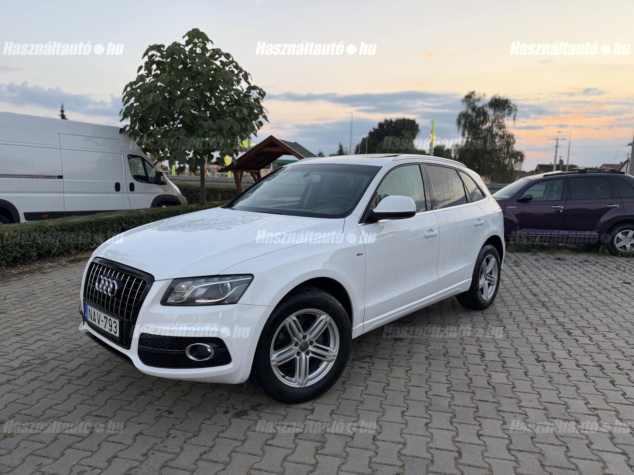AUDI Q5 2012/7 - 1