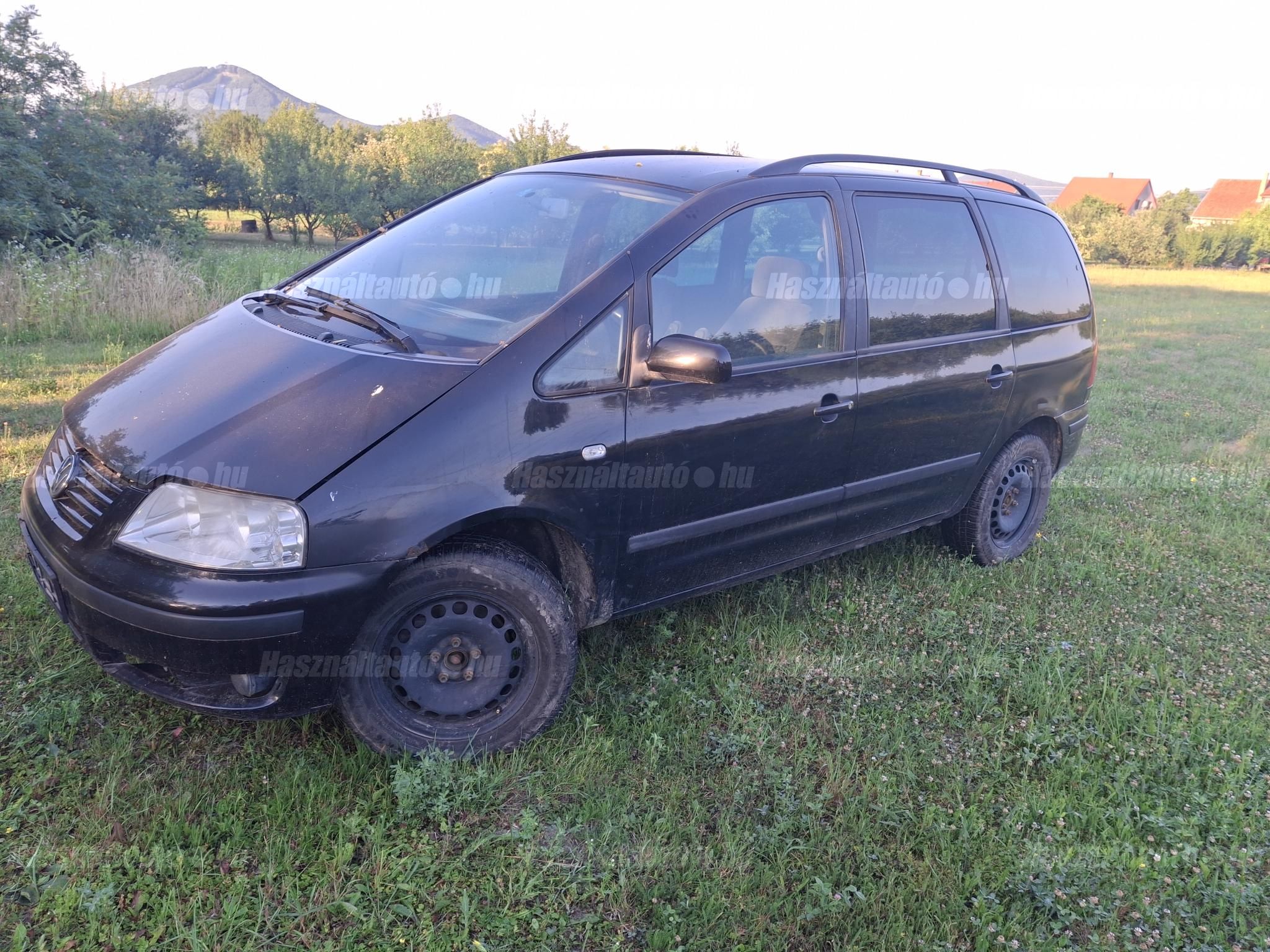 VOLKSWAGEN SHARAN 2002/5 - 1