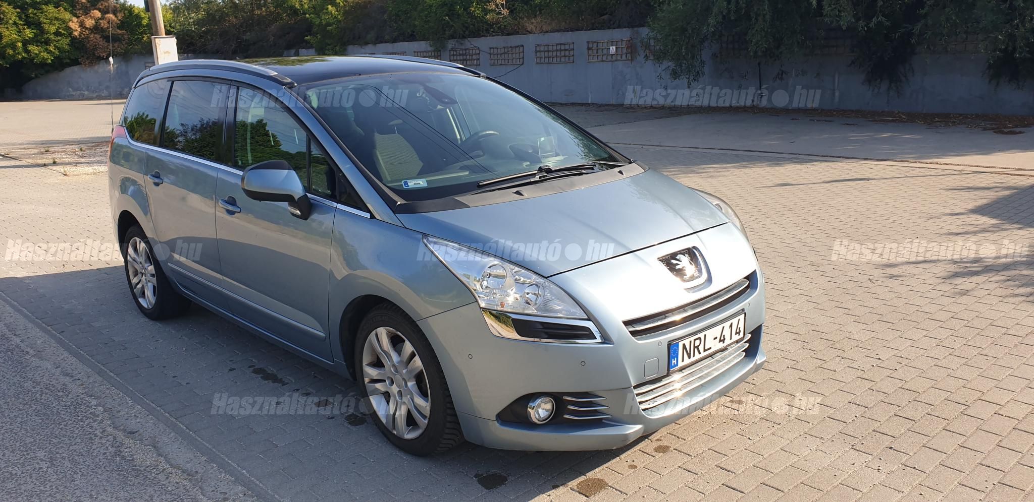 PEUGEOT 5008 2012 - 1