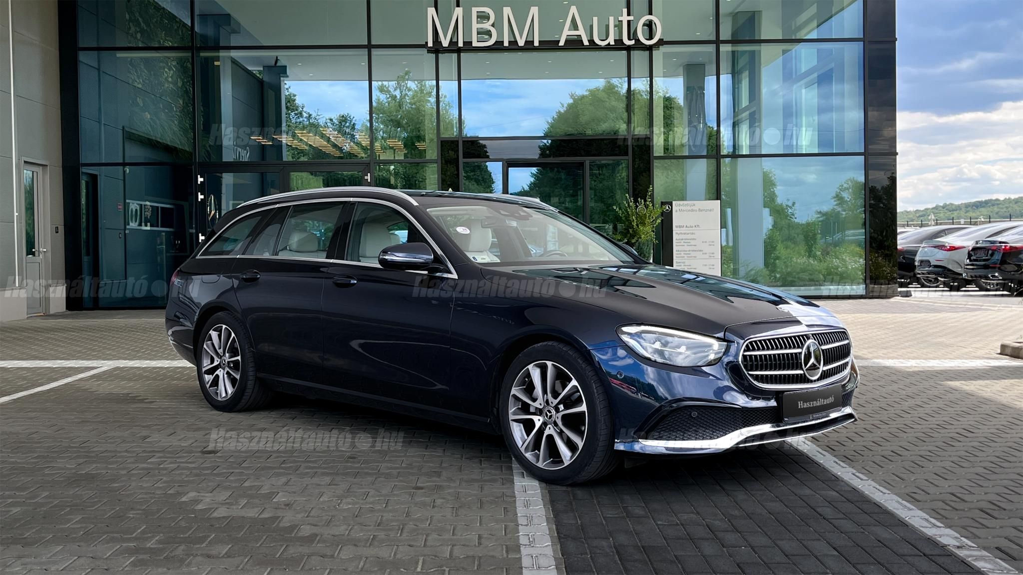 MERCEDES-BENZ E 200 2022/2 - 1