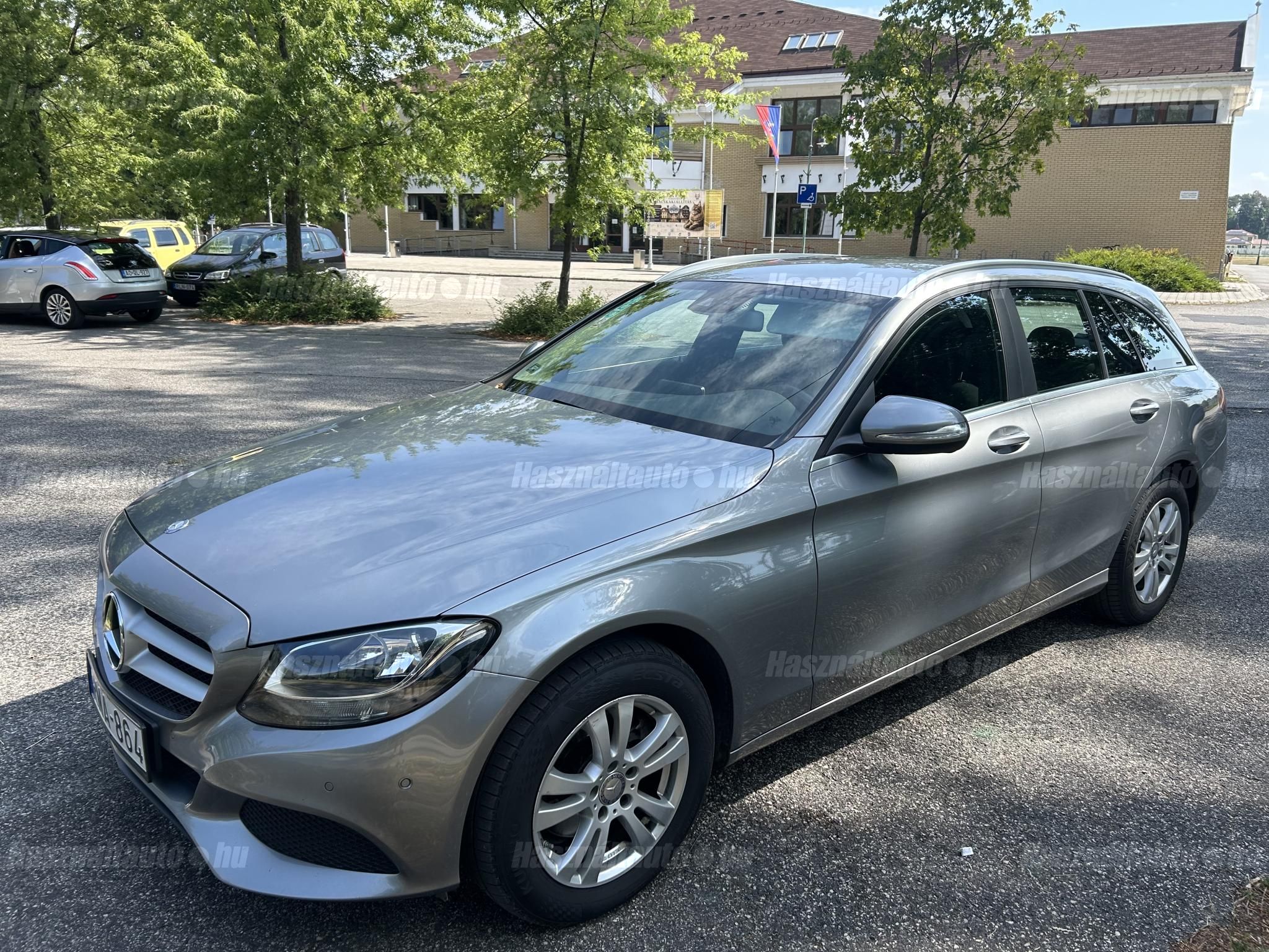 MERCEDES-BENZ C 220 2015/6 - 1