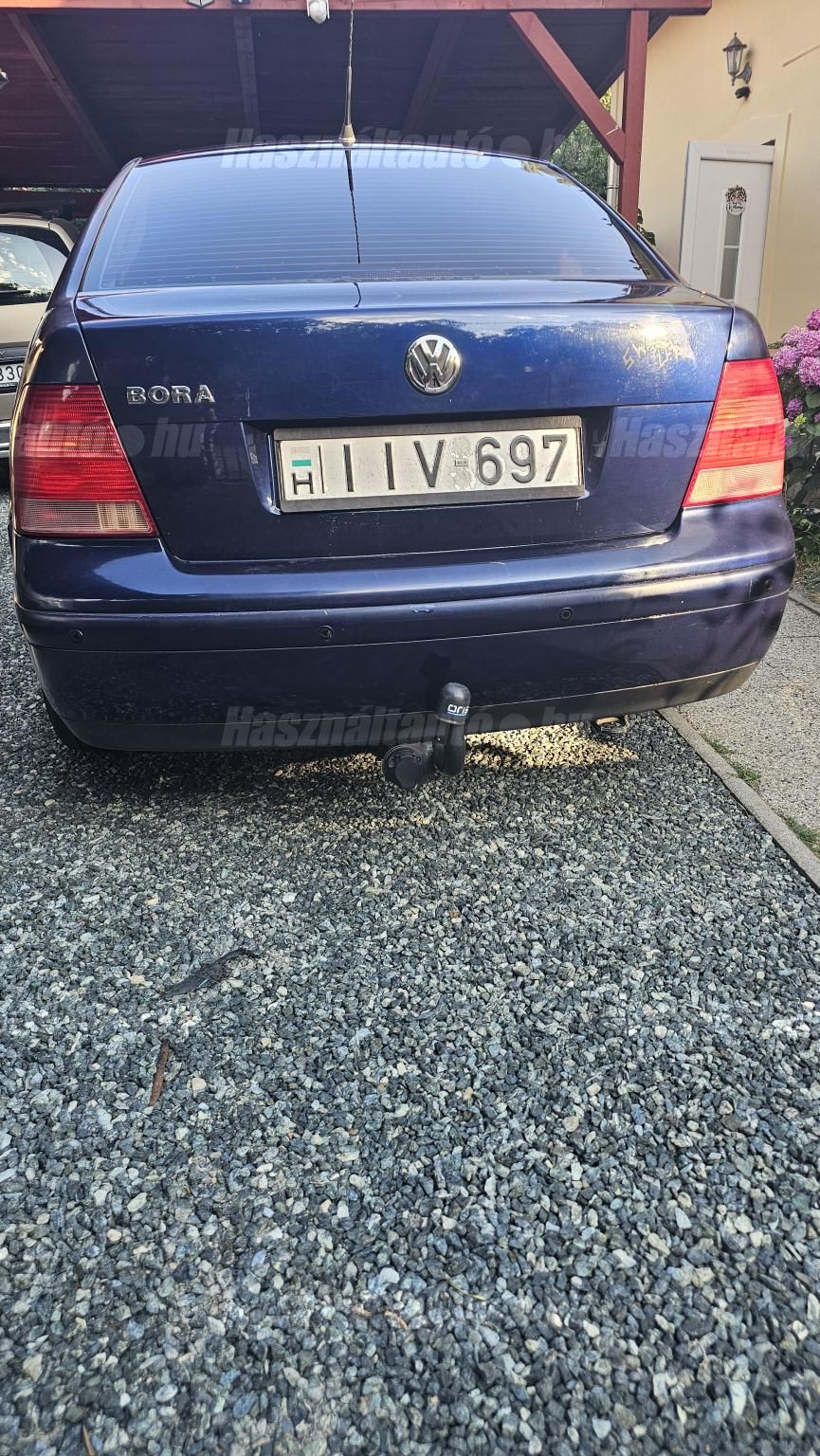 VOLKSWAGEN BORA 2002/11 - 1