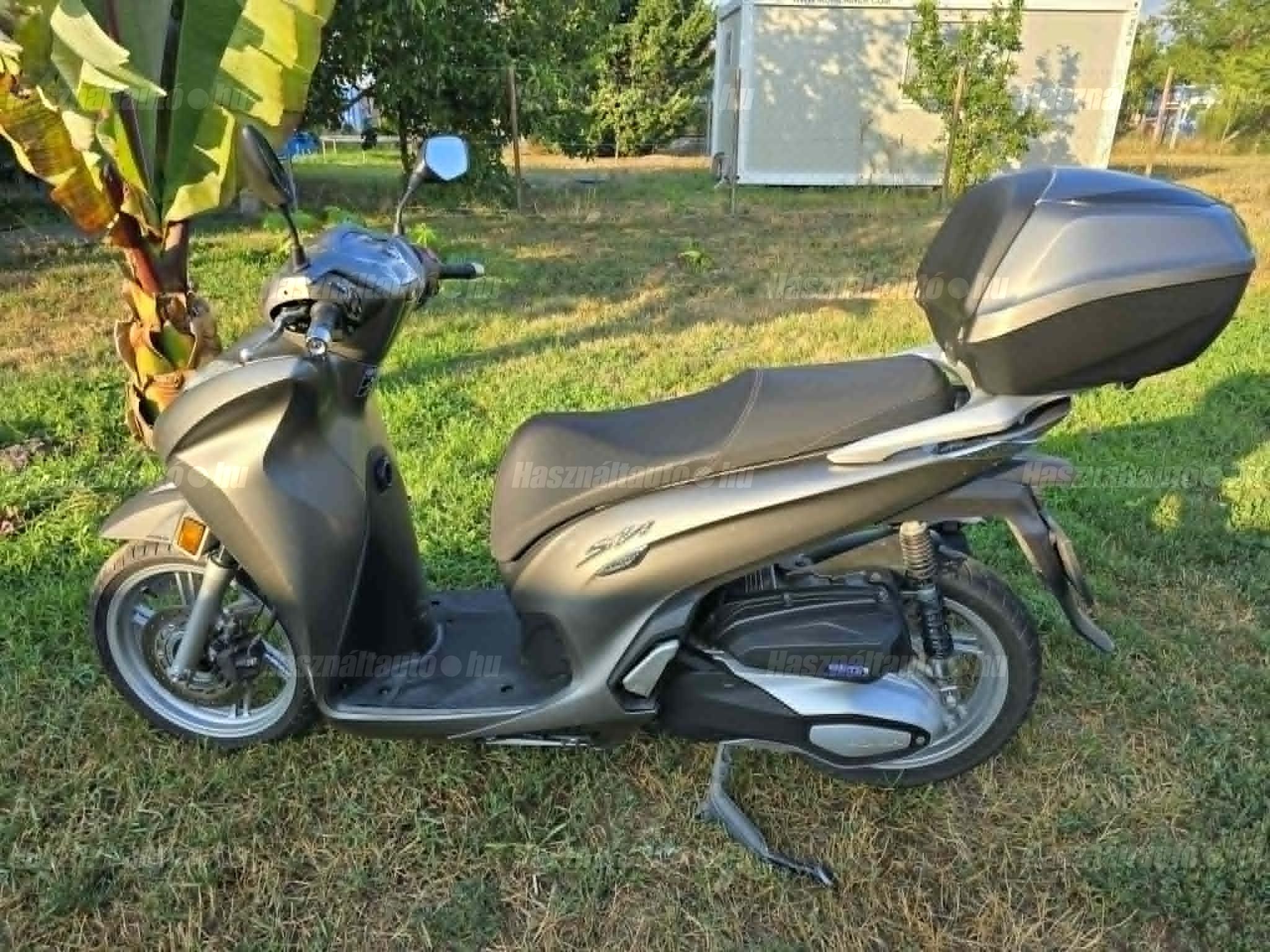 HONDA SH 350 2021 - 1