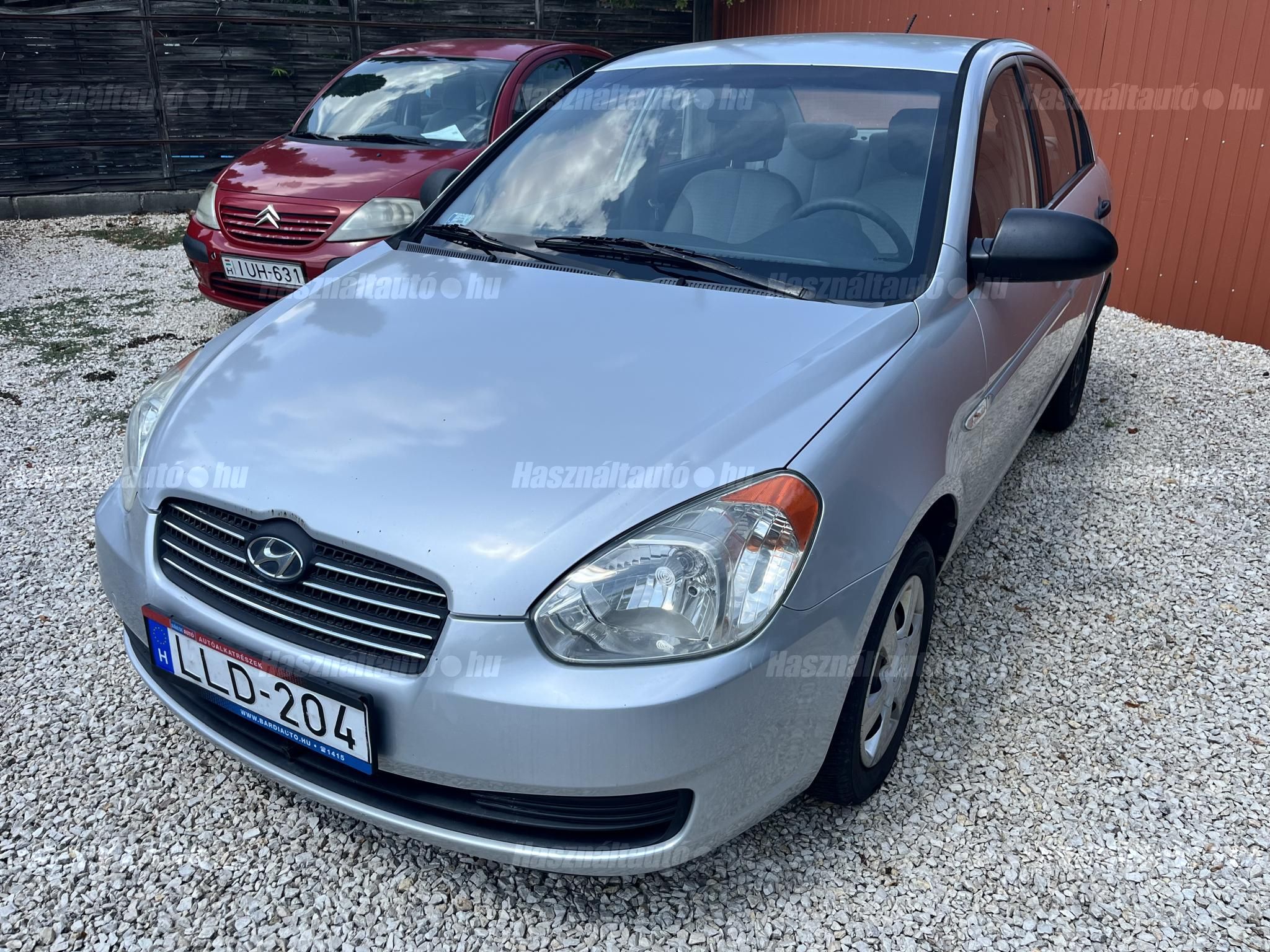 HYUNDAI ACCENT 2007/12 - 1
