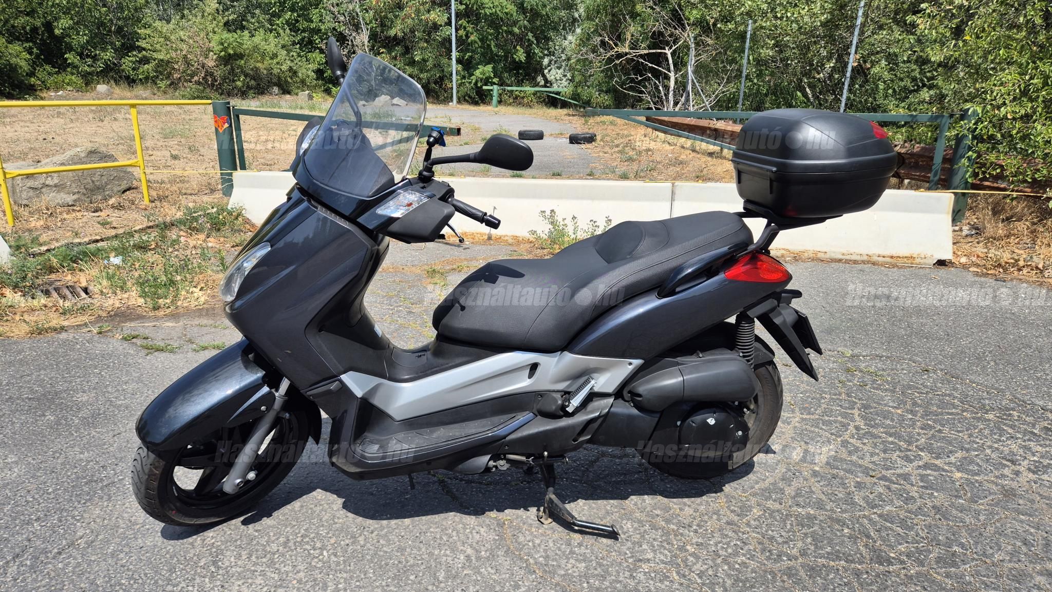 YAMAHA X-MAX 250 2008/7 - 1