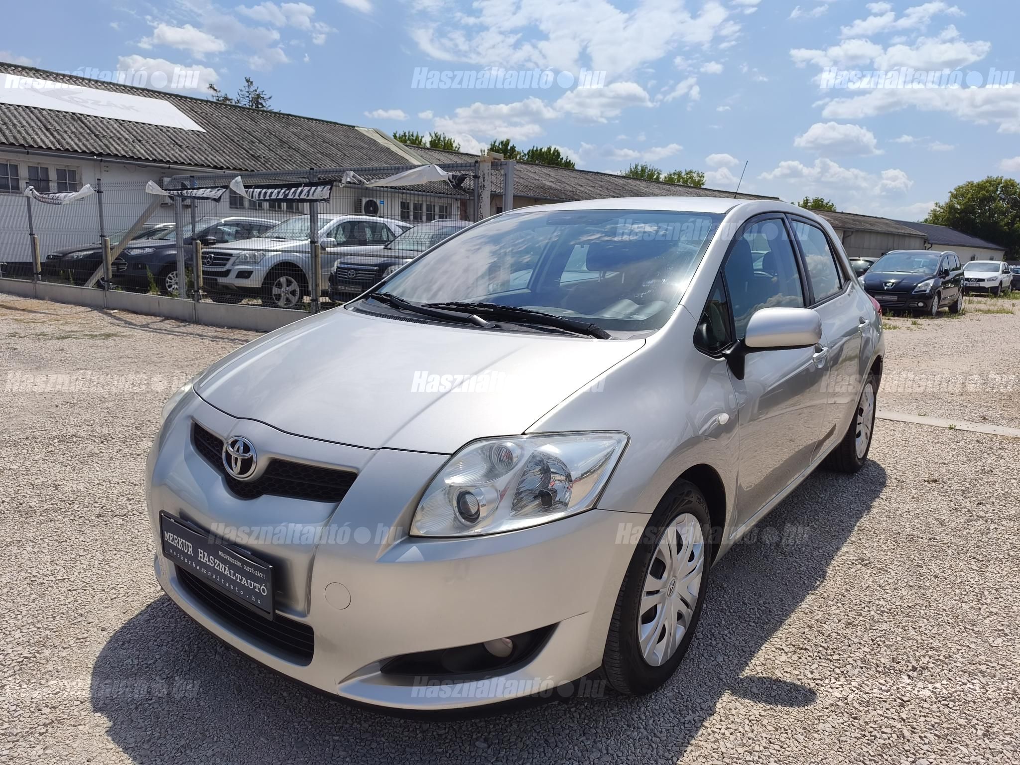 TOYOTA AURIS 2008 - 1