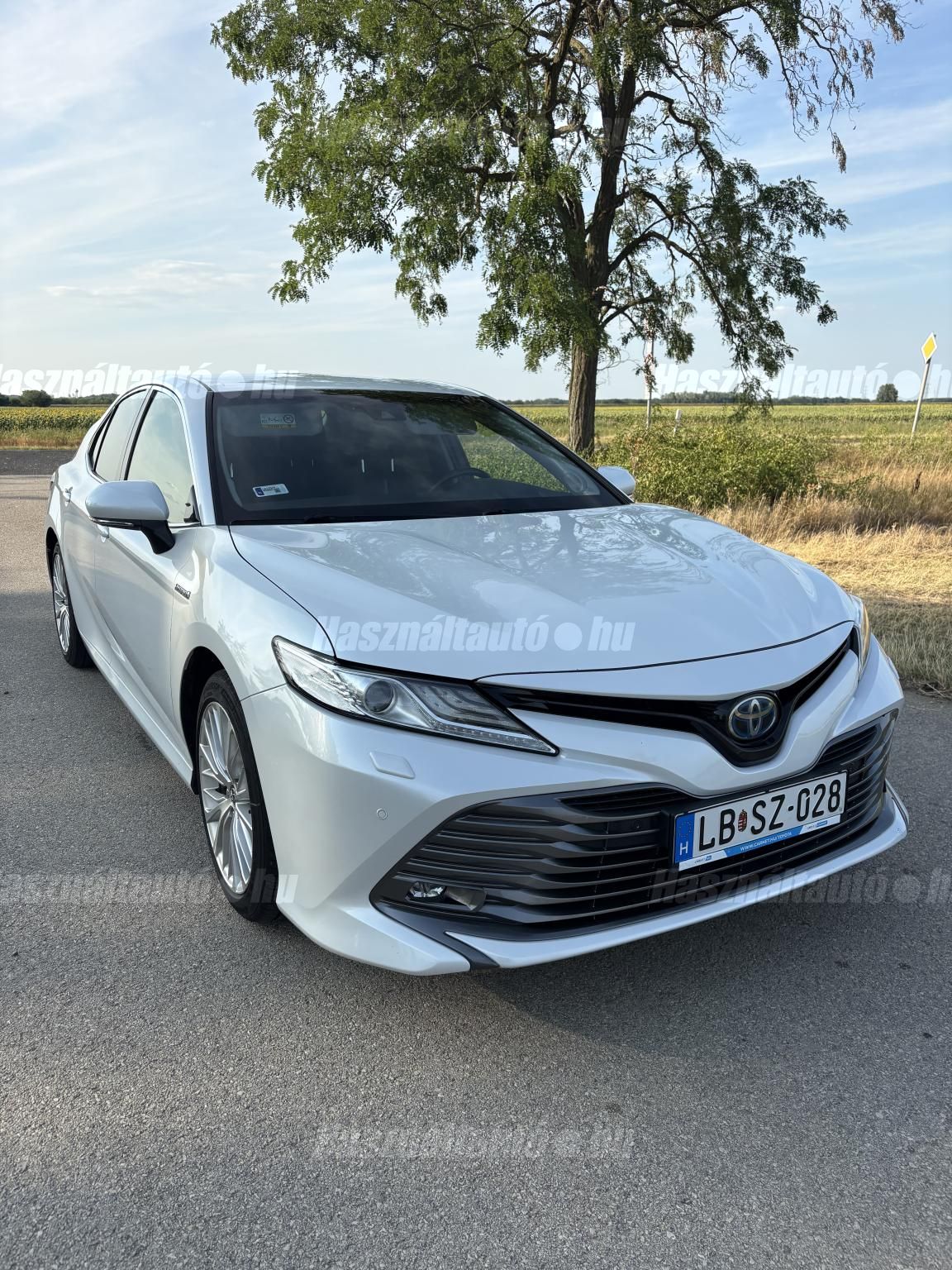 TOYOTA CAMRY 2019/6 - 1