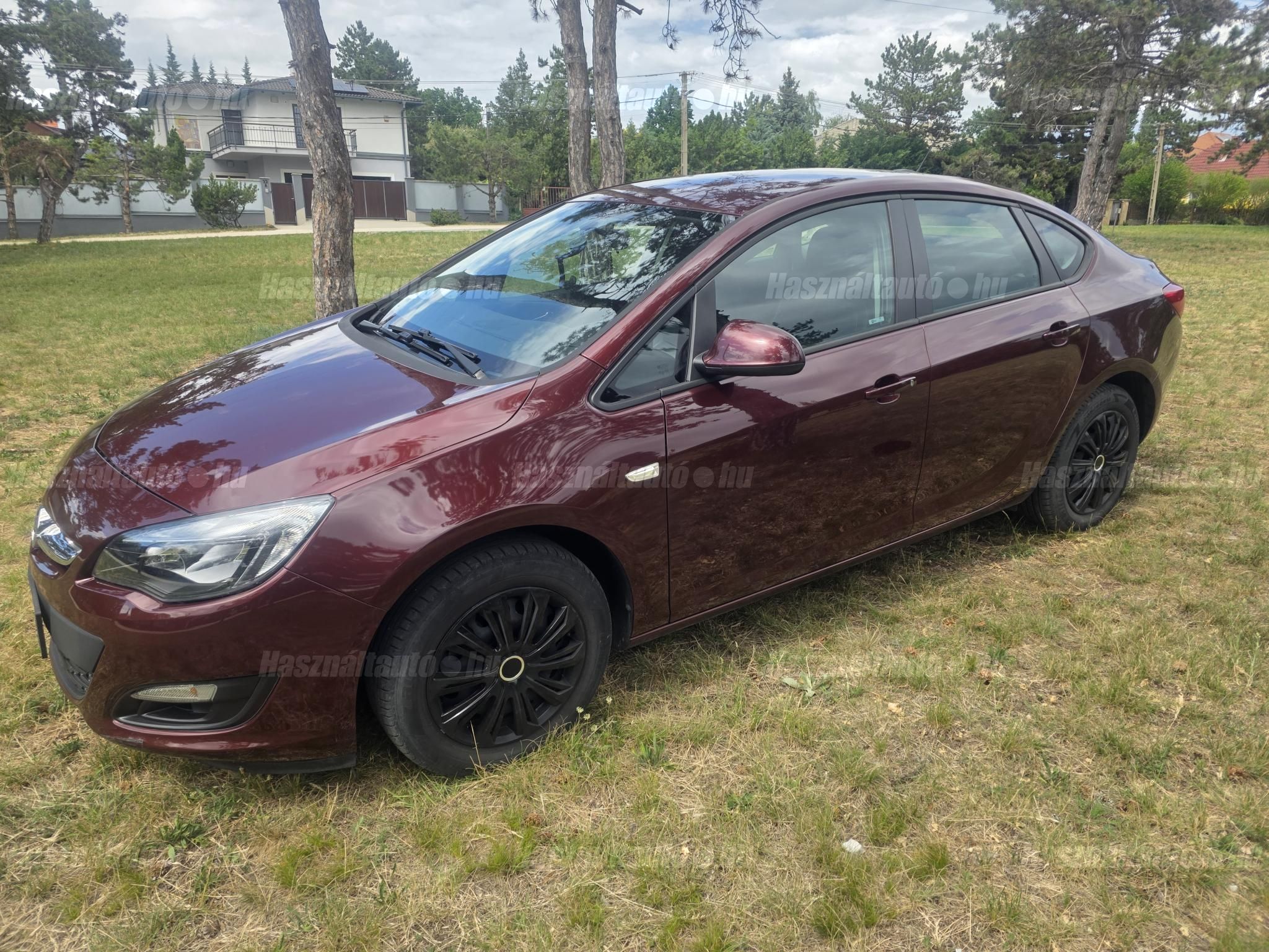 OPEL ASTRA J 2018/7 - 1