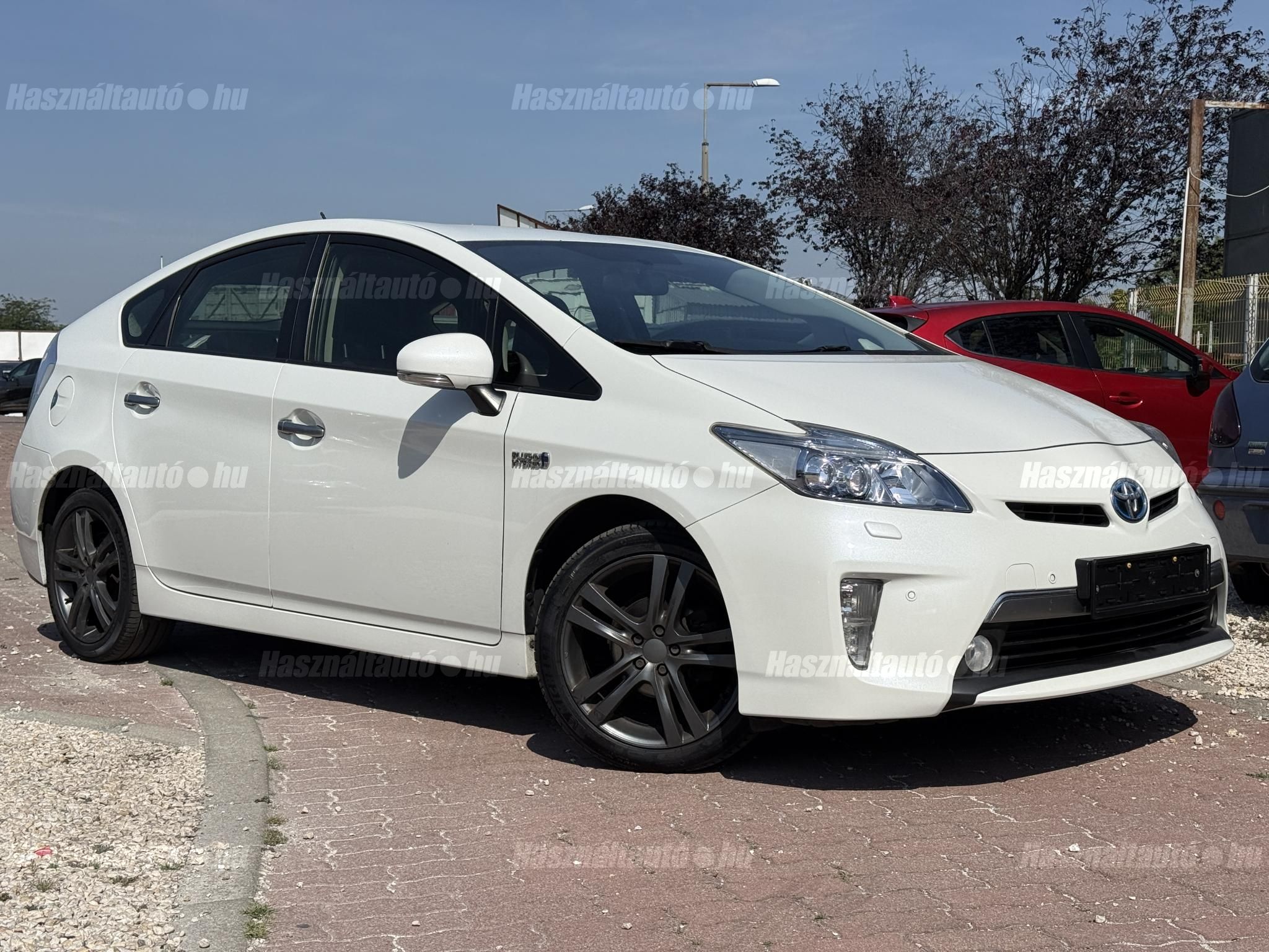 TOYOTA PRIUS 2013/12 - 1