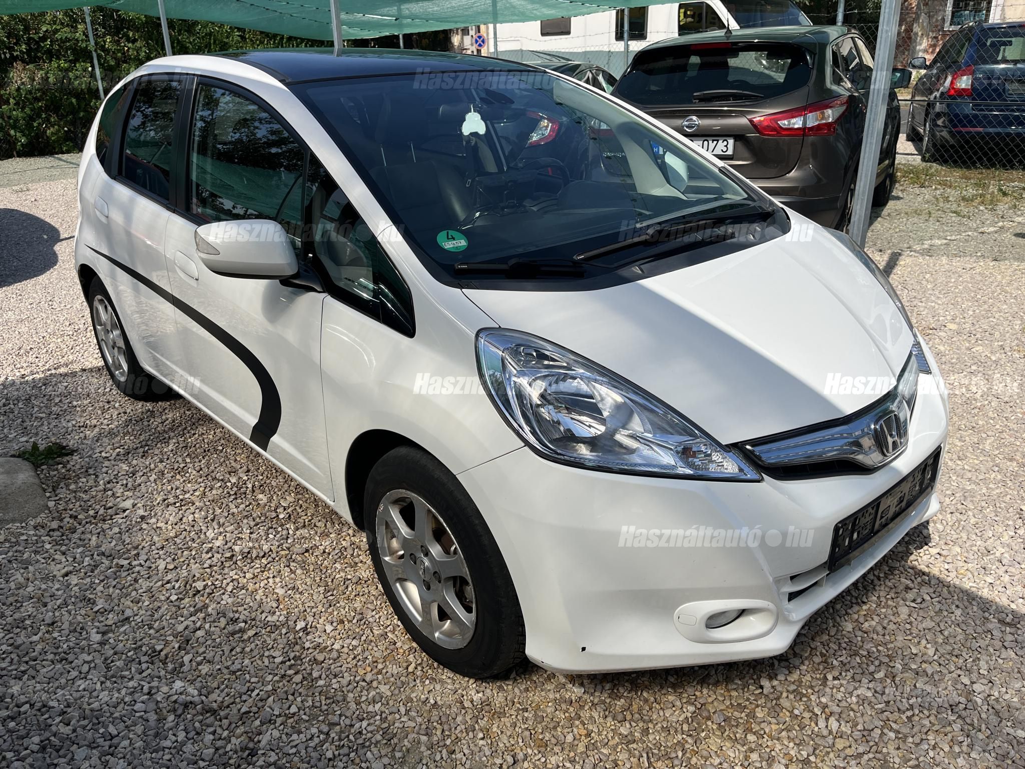 HONDA JAZZ 2012/4 - 1