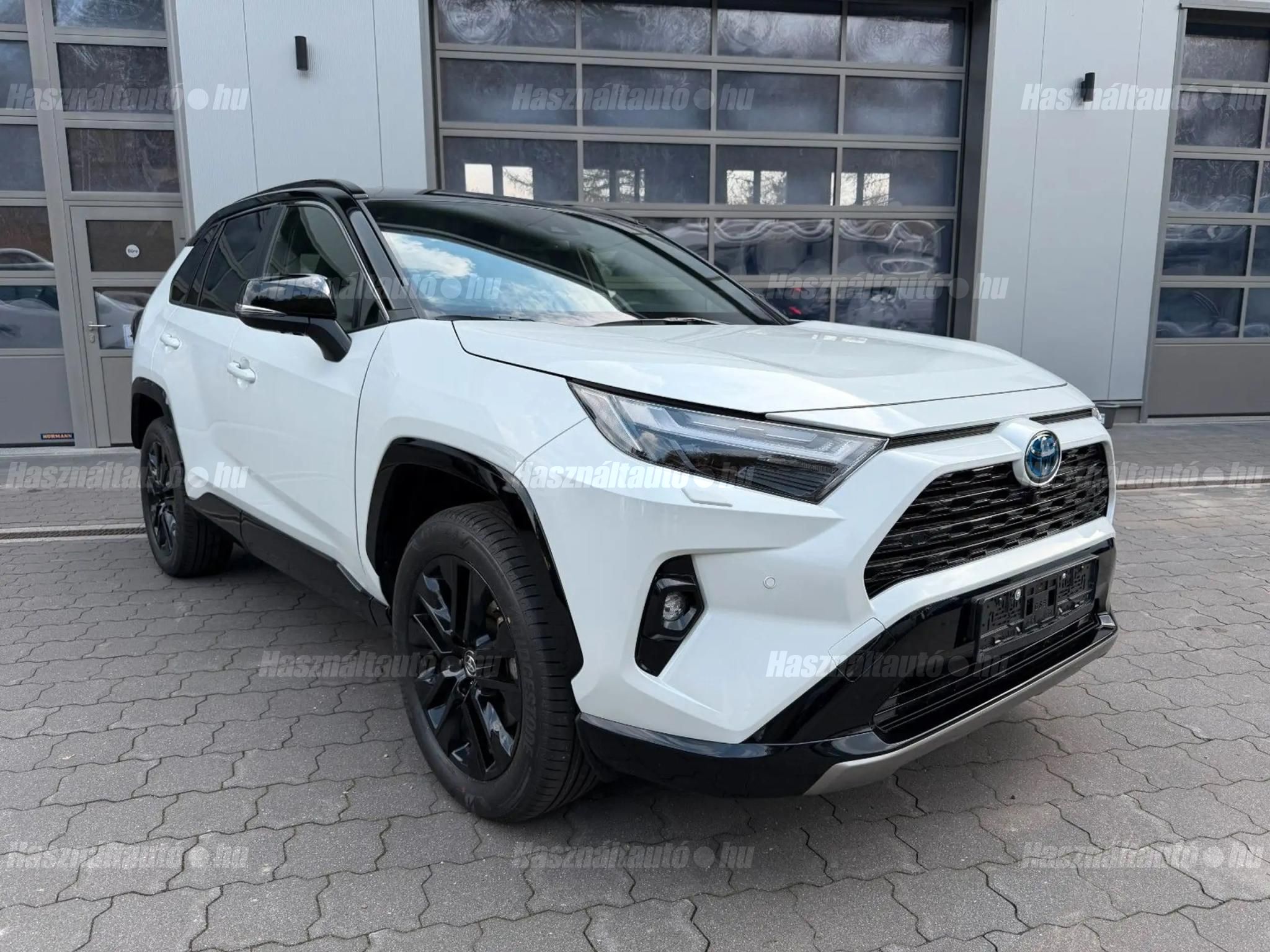 TOYOTA RAV 4 2025/11 - 1