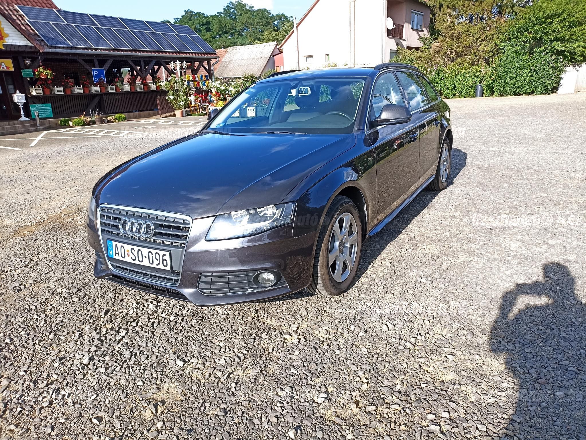 AUDI A4 2009/10 - 1