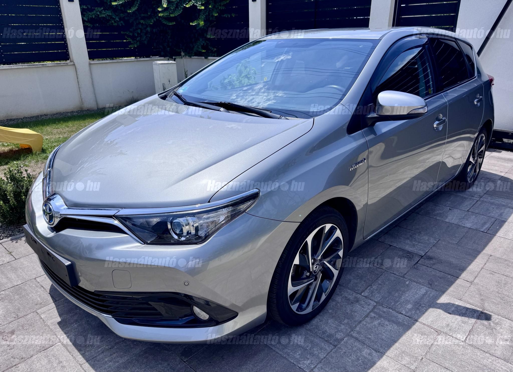 TOYOTA AURIS 2016/5 - 1