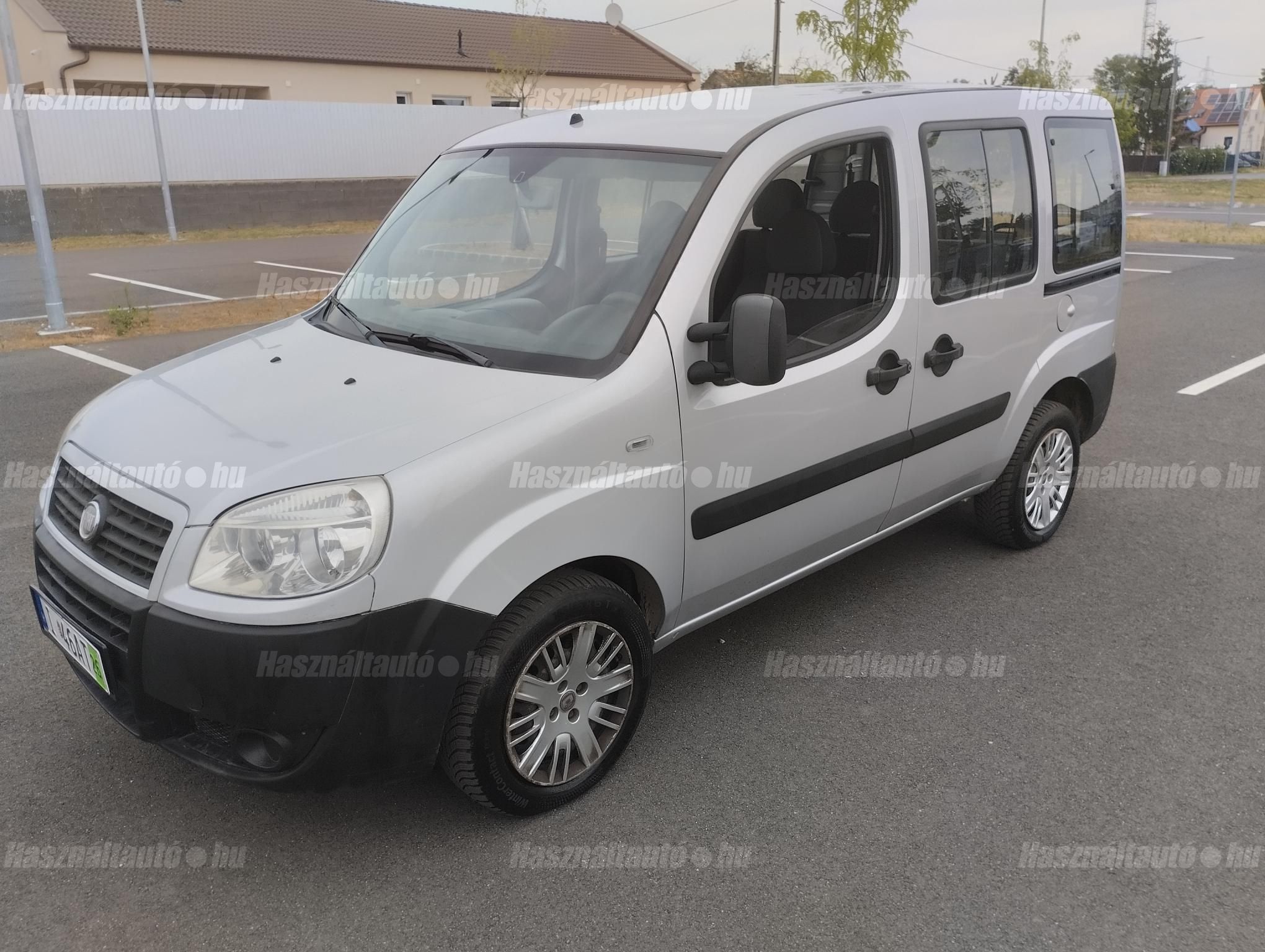 FIAT DOBLO 2010 - 1