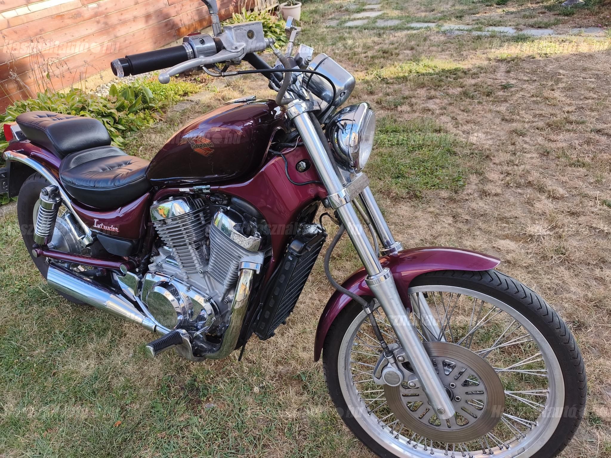 SUZUKI VS 750 (INTRUDER) 1989/8 - 1