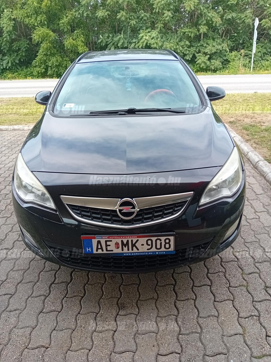 OPEL ASTRA J 2011/11 - 1