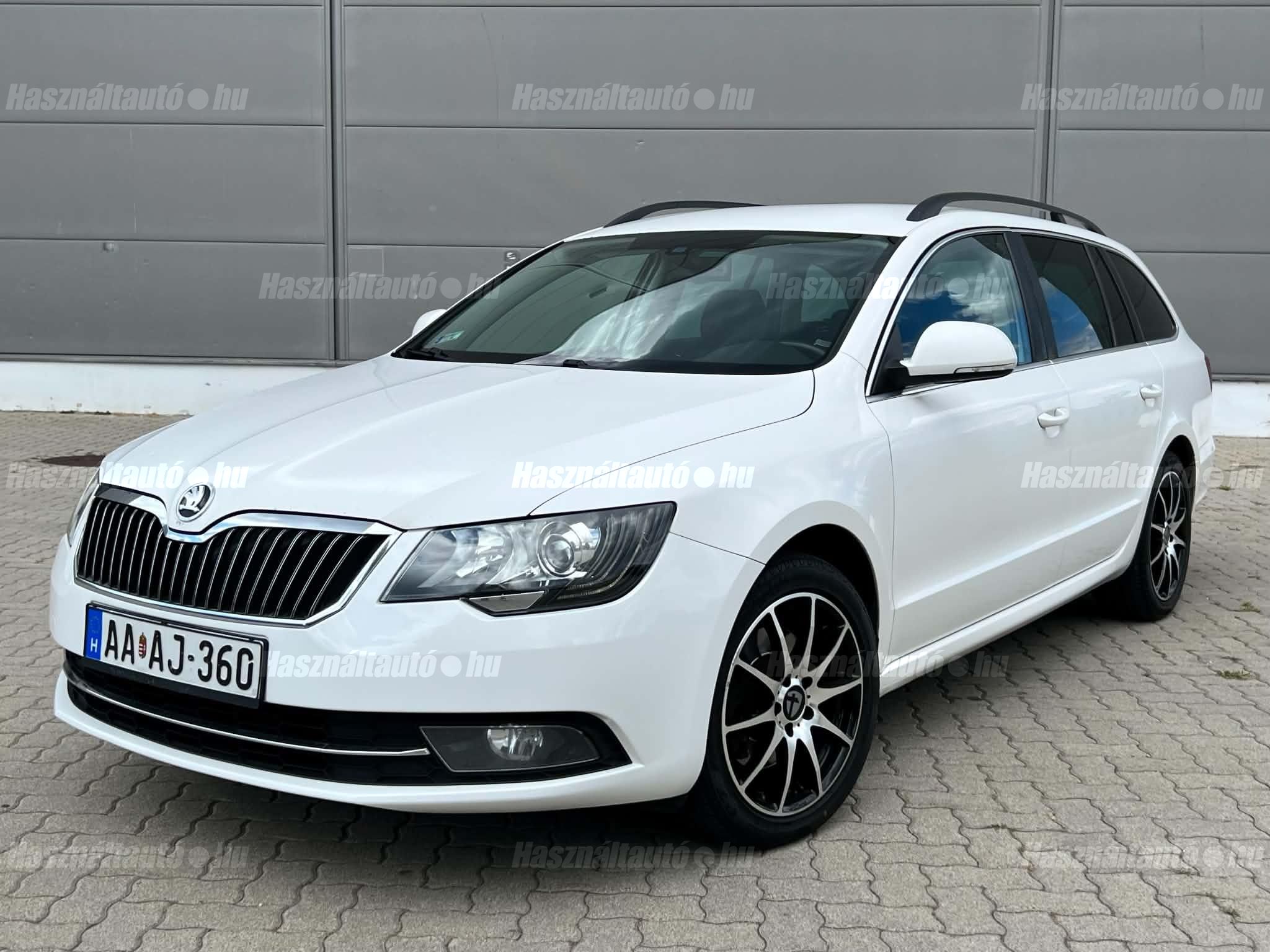 SKODA SUPERB 2015/6 - 1