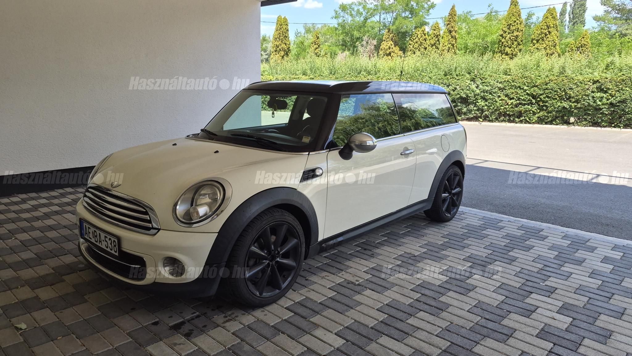 MINI CLUBVAN 2011/12 - 1