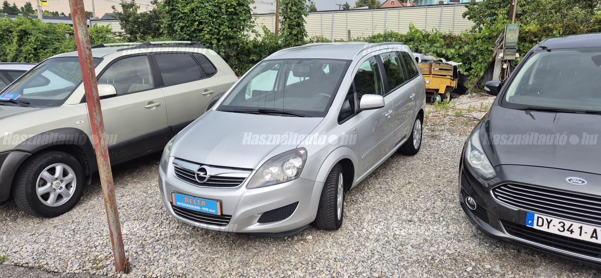 OPEL ZAFIRA B 2012/8 - 1