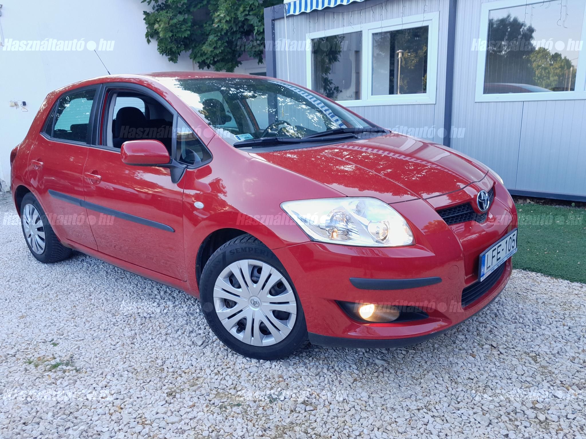 TOYOTA AURIS 2008/6 - 1