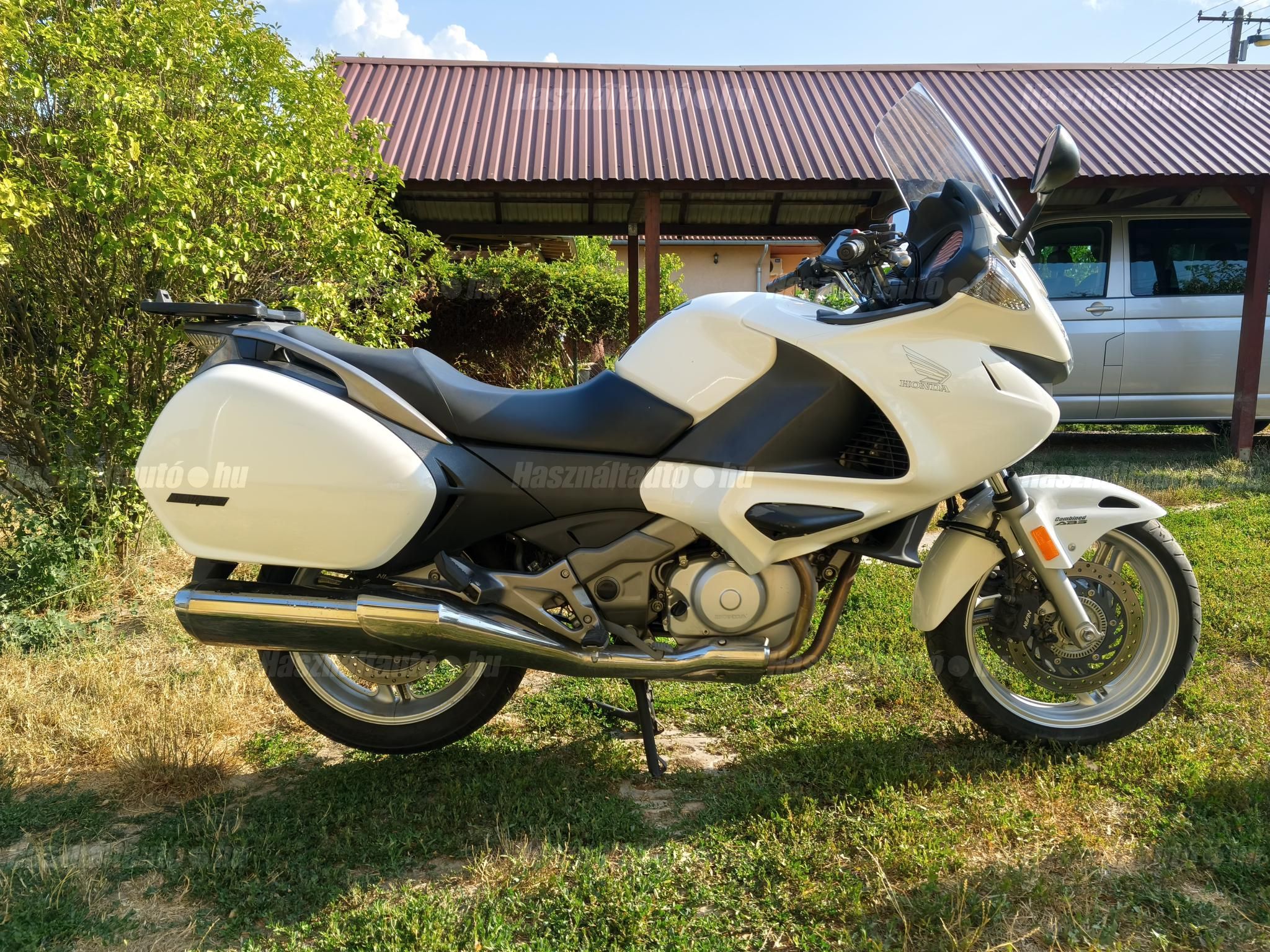 HONDA NT 700 V DEAUVILLE 2012/6 - 1