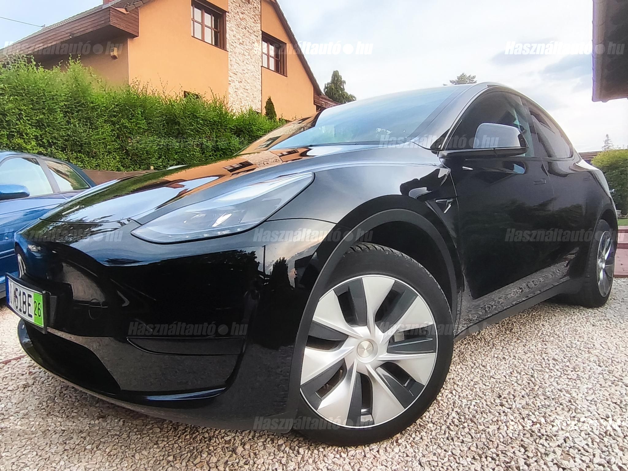 TESLA MODEL Y 2022/12 - 1