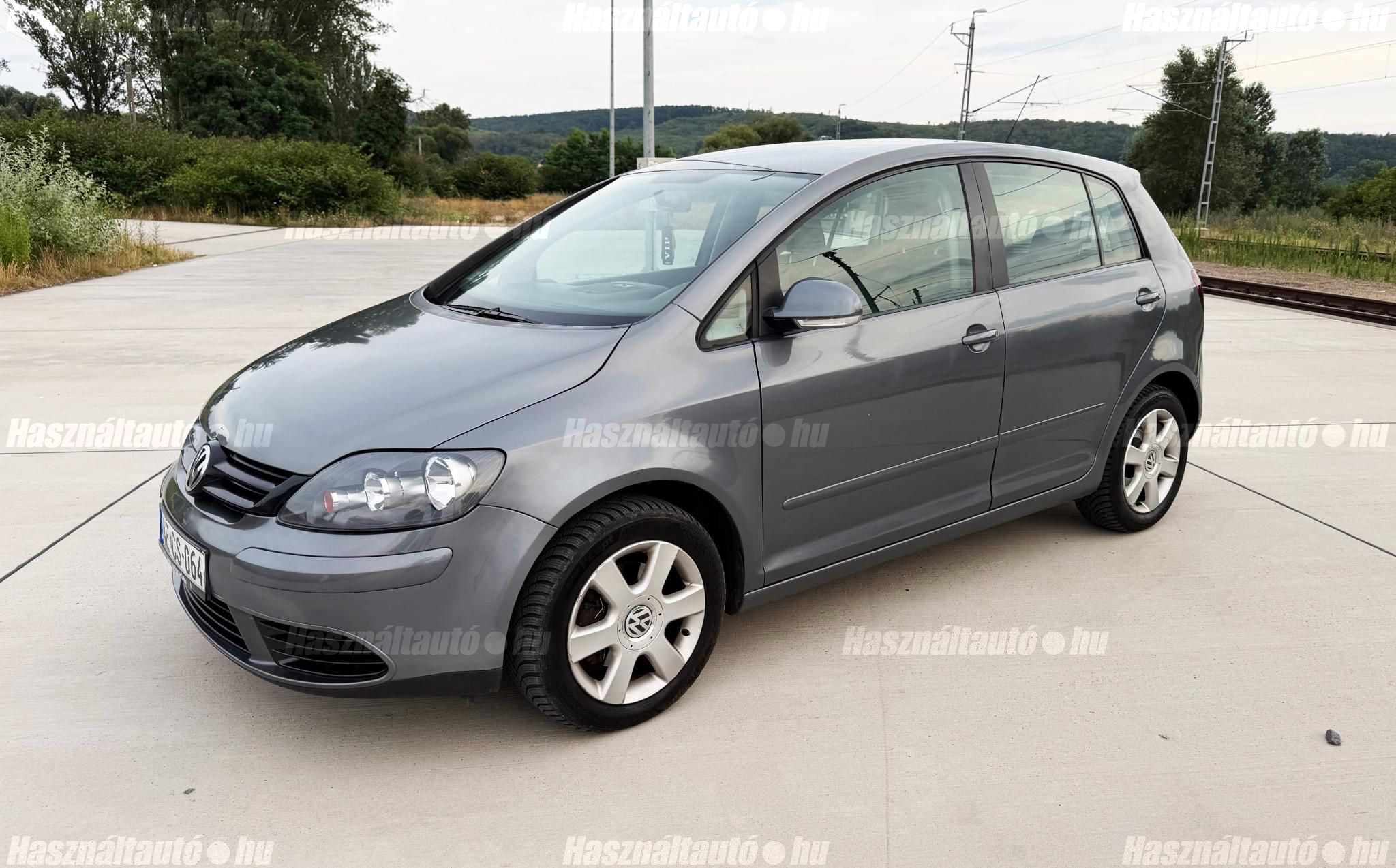 VOLKSWAGEN GOLF PLUS 2007/8 - 1