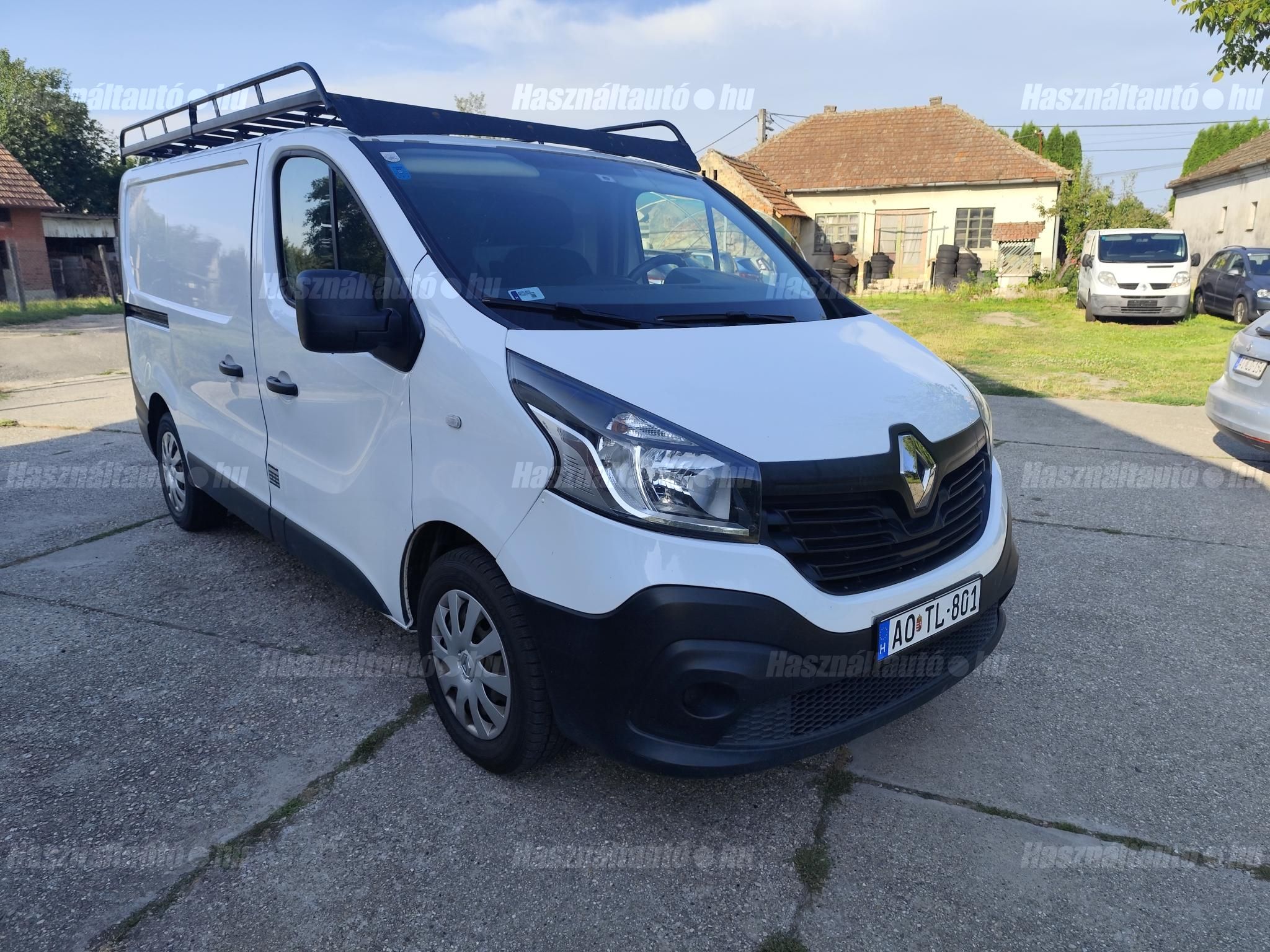 RENAULT TRAFIC 2015/5 - 1
