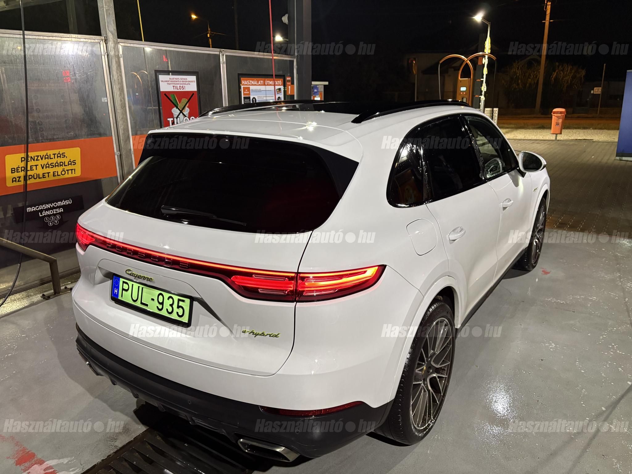 PORSCHE CAYENNE 2018/8 - 1