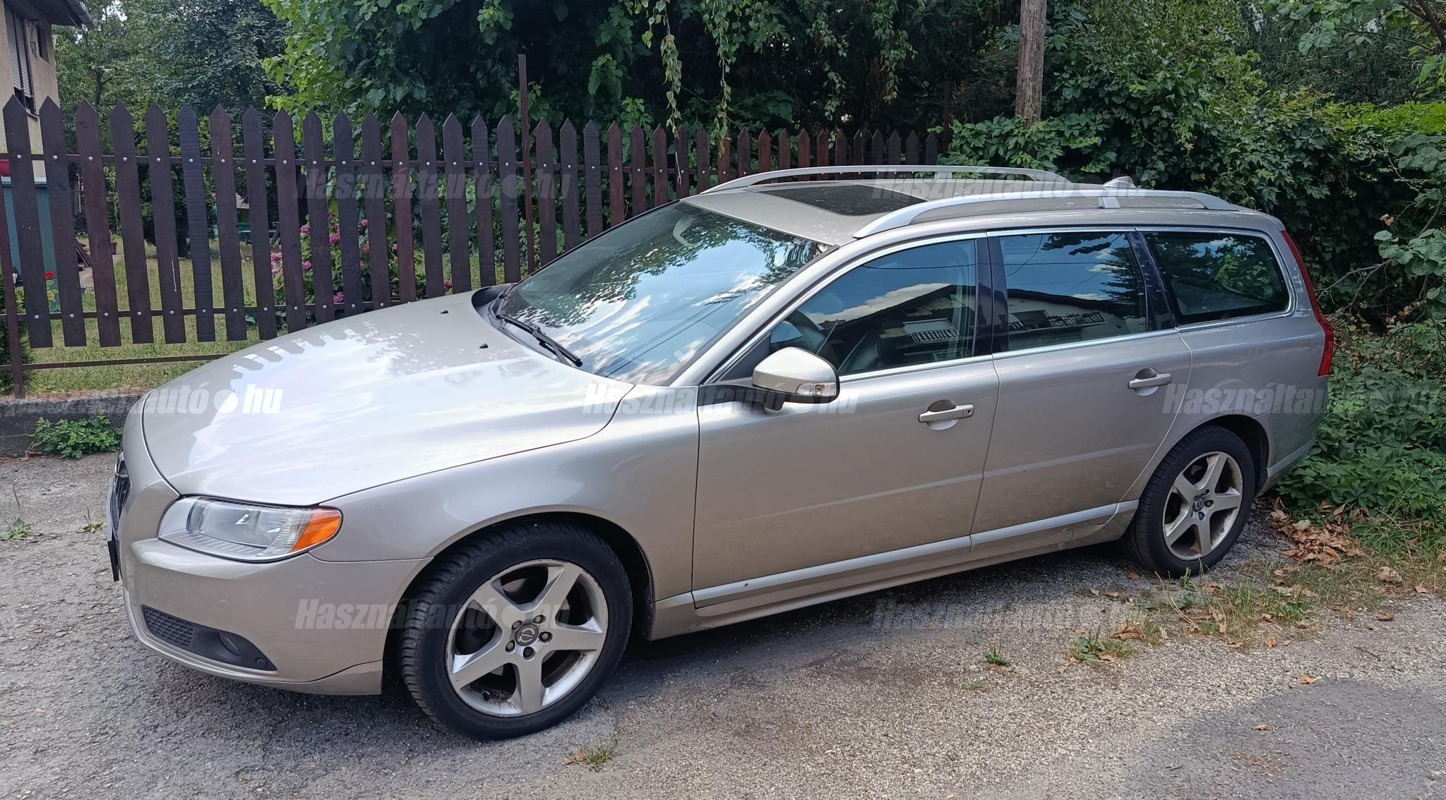 VOLVO V70 2009/11 - 1