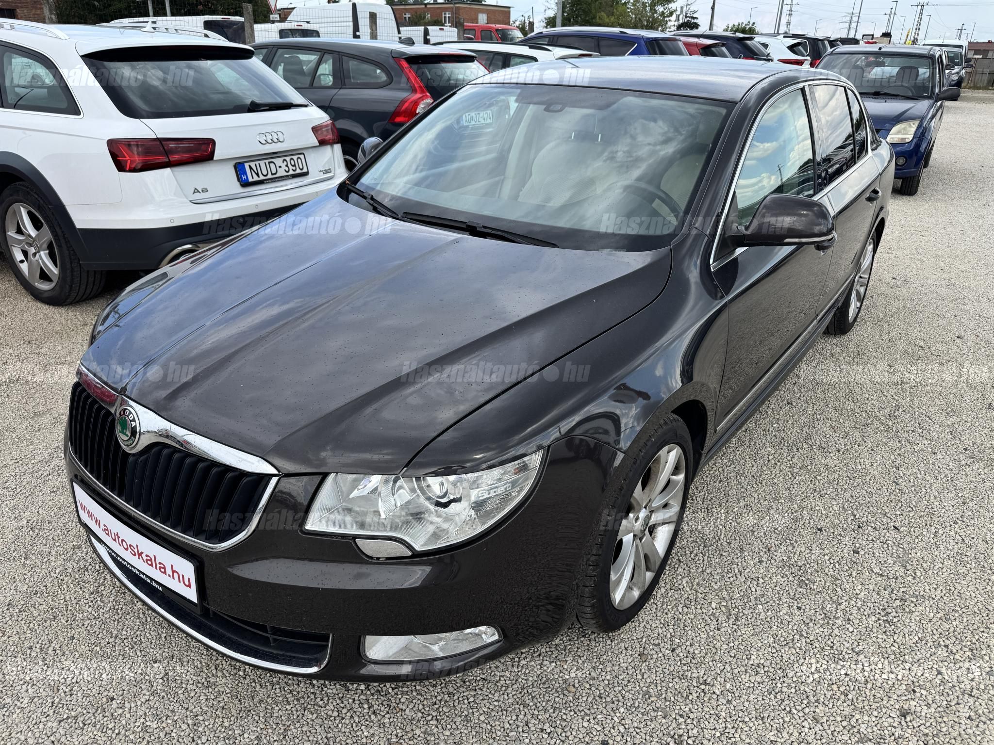 SKODA SUPERB 2010/9 - 1