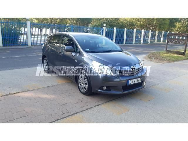 TOYOTA VERSO 2011 - 1